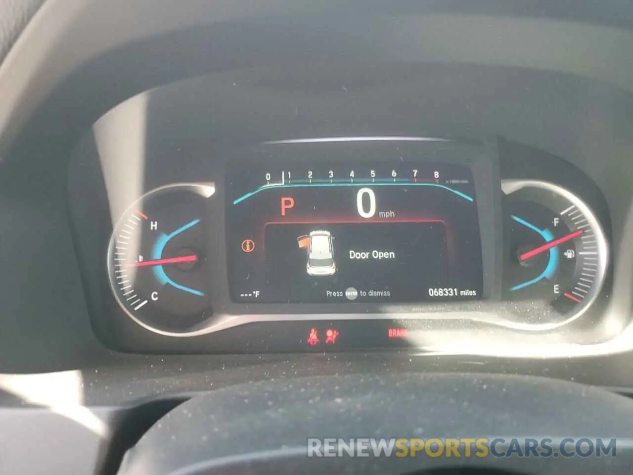 9 Photograph of a damaged car 5FNYF5H59KB034909 HONDA PILOT 2019