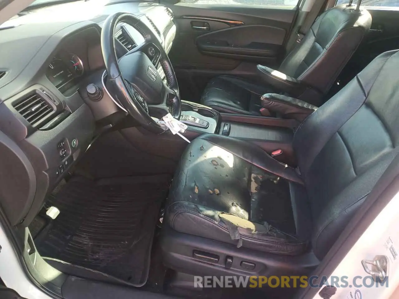 7 Photograph of a damaged car 5FNYF5H65KB039145 HONDA PILOT 2019
