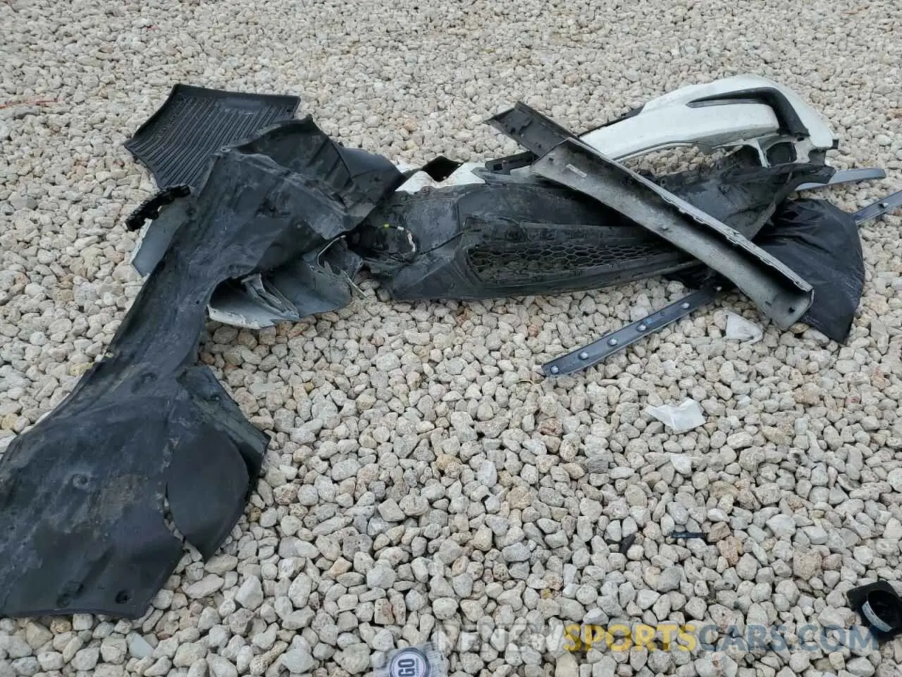15 Photograph of a damaged car 5FNYF5H66KB017431 HONDA PILOT 2019