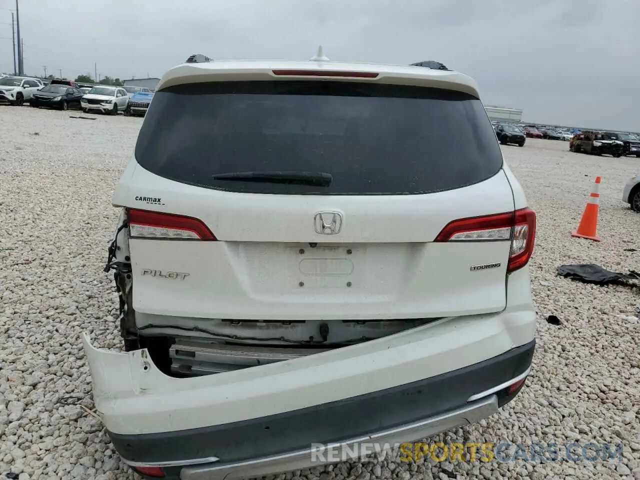 6 Photograph of a damaged car 5FNYF5H66KB017431 HONDA PILOT 2019