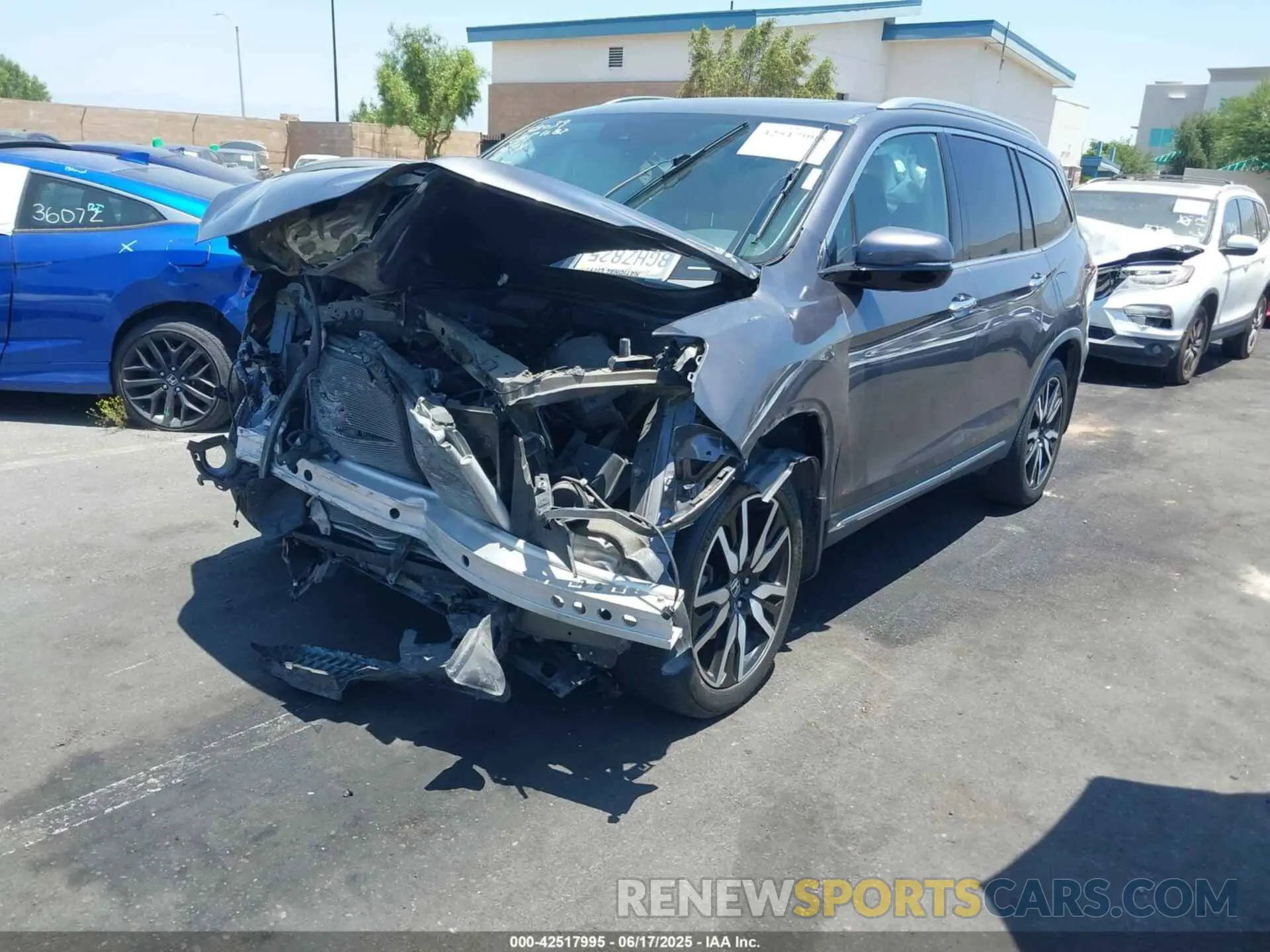 2 Photograph of a damaged car 5FNYF5H68KB002509 HONDA PILOT 2019