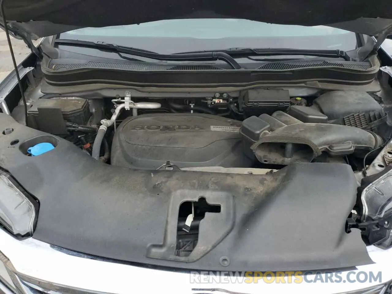 12 Photograph of a damaged car 5FNYF5H91KB033661 HONDA PILOT 2019