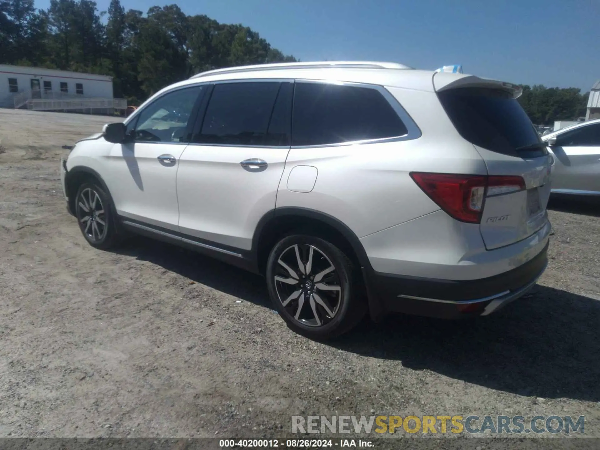 3 Photograph of a damaged car 5FNYF5H91KB038679 HONDA PILOT 2019