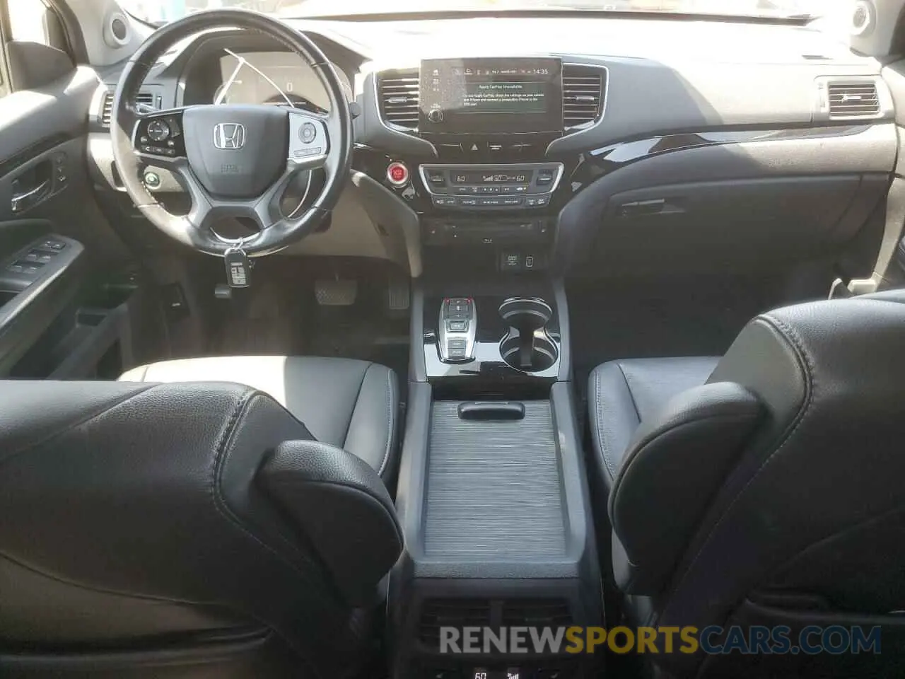 8 Photograph of a damaged car 5FNYF5H93KB019907 HONDA PILOT 2019