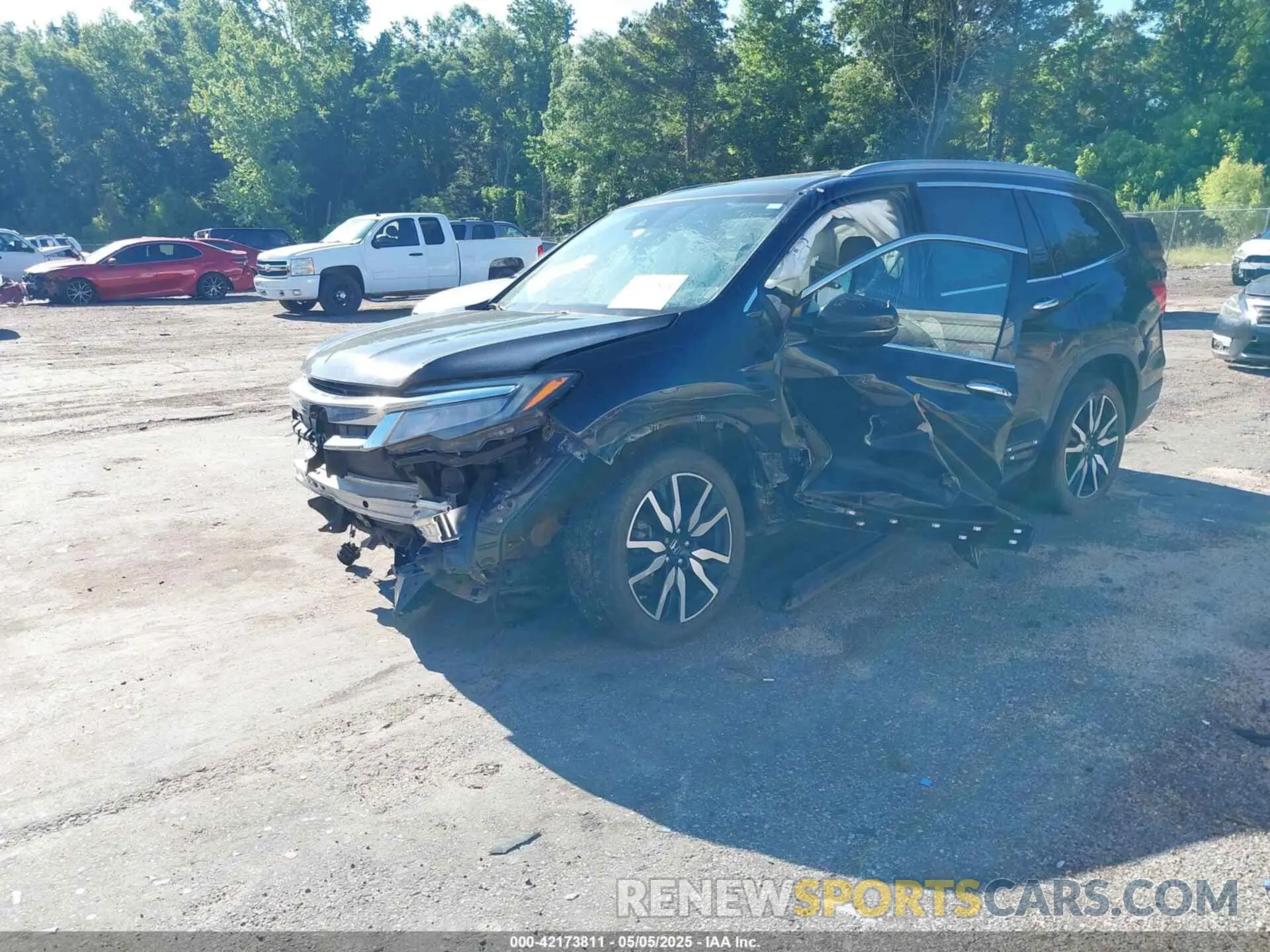2 Photograph of a damaged car 5FNYF5H95KB019150 HONDA PILOT 2019