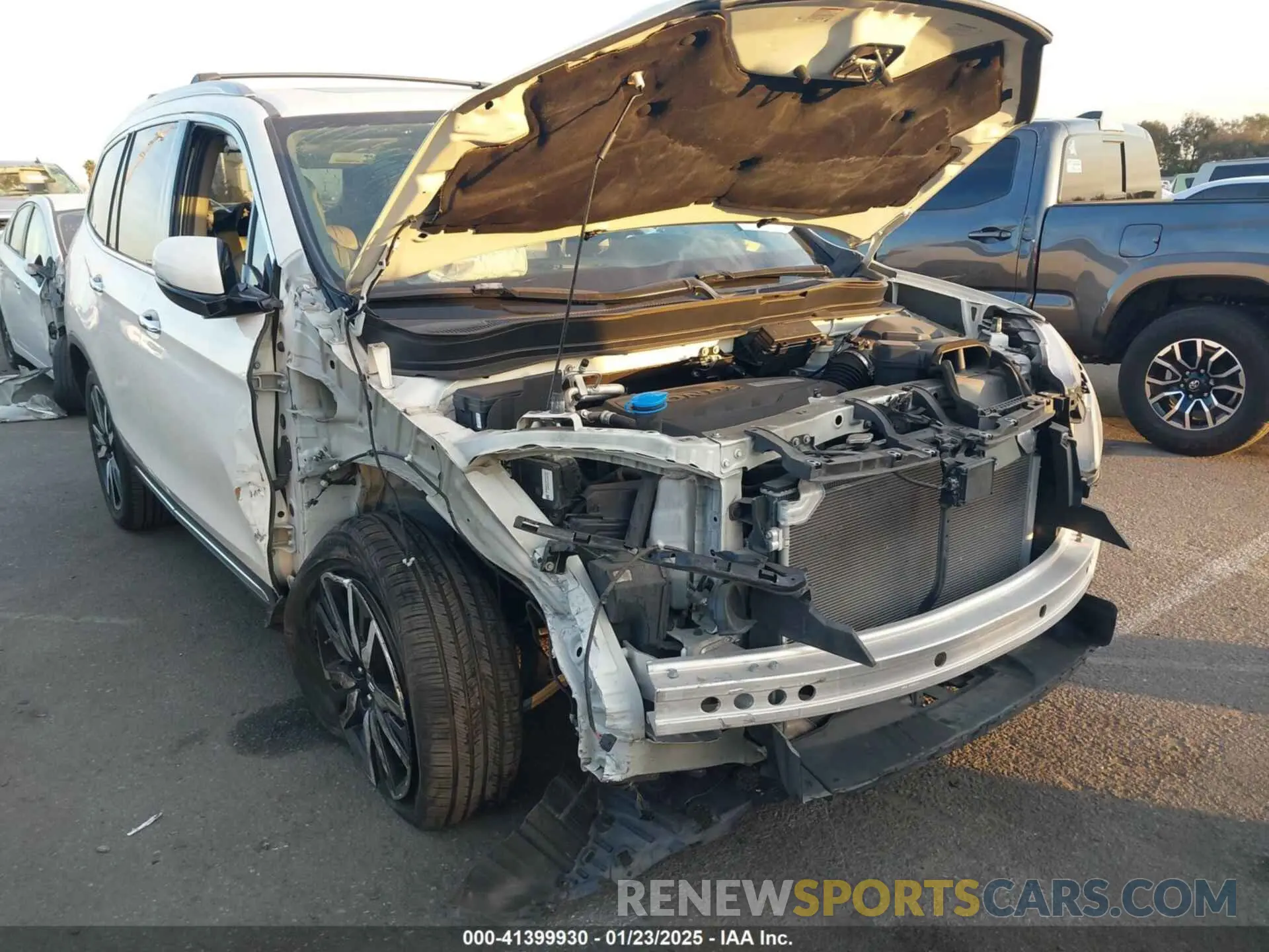 6 Photograph of a damaged car 5FNYF5H97KB005203 HONDA PILOT 2019