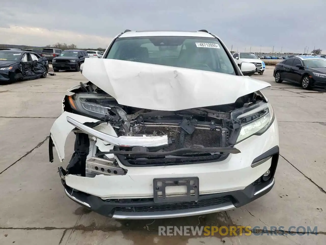 5 Photograph of a damaged car 5FNYF5H9XKB032783 HONDA PILOT 2019
