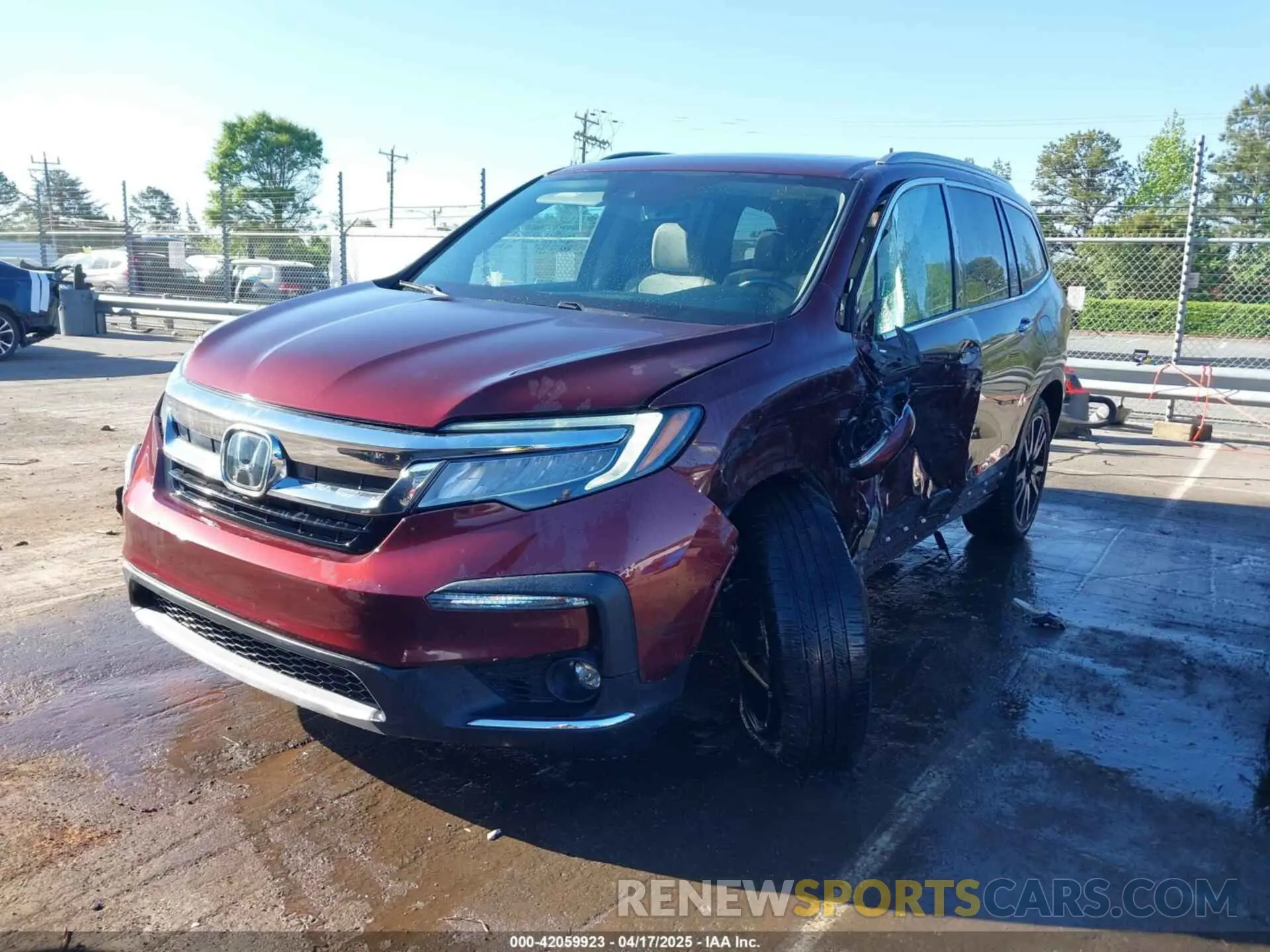 2 Photograph of a damaged car 5FNYF6H00KB067307 HONDA PILOT 2019