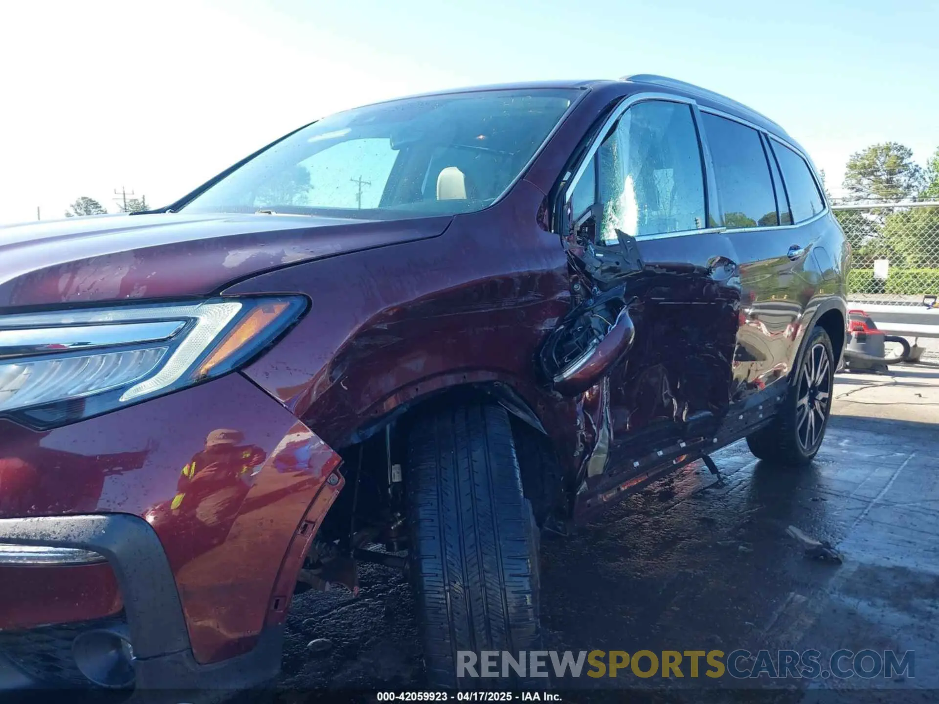 6 Photograph of a damaged car 5FNYF6H00KB067307 HONDA PILOT 2019