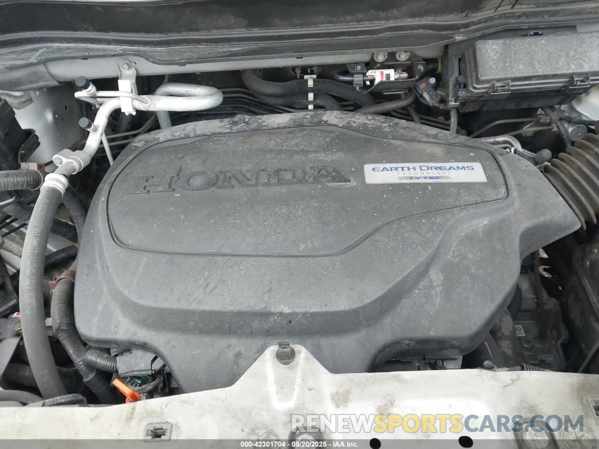 10 Photograph of a damaged car 5FNYF6H01KB000991 HONDA PILOT 2019