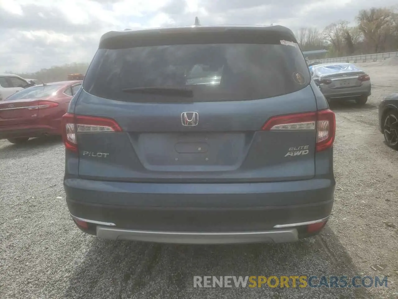 6 Photograph of a damaged car 5FNYF6H01KB017144 HONDA PILOT 2019