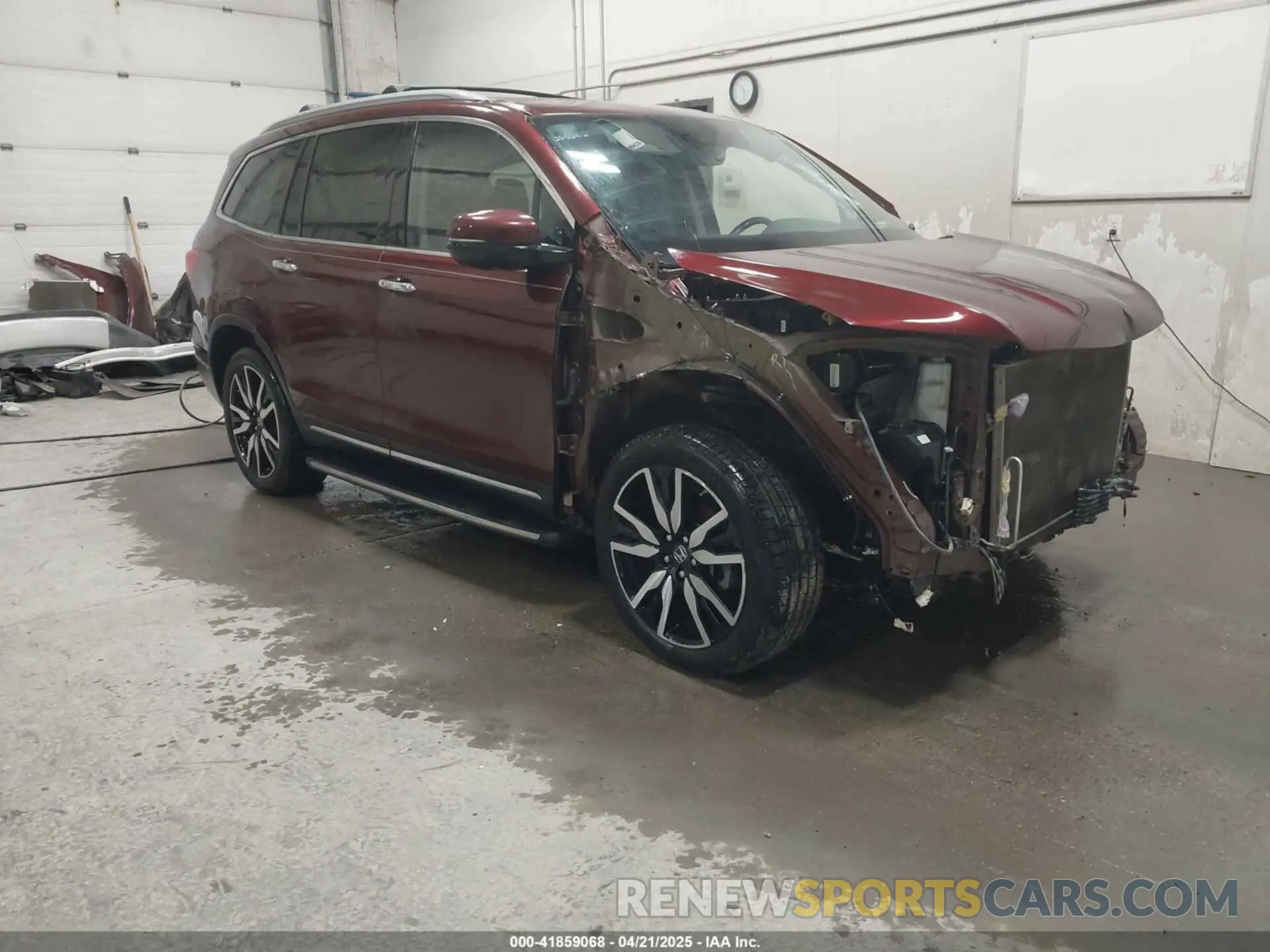 1 Photograph of a damaged car 5FNYF6H01KB028936 HONDA PILOT 2019