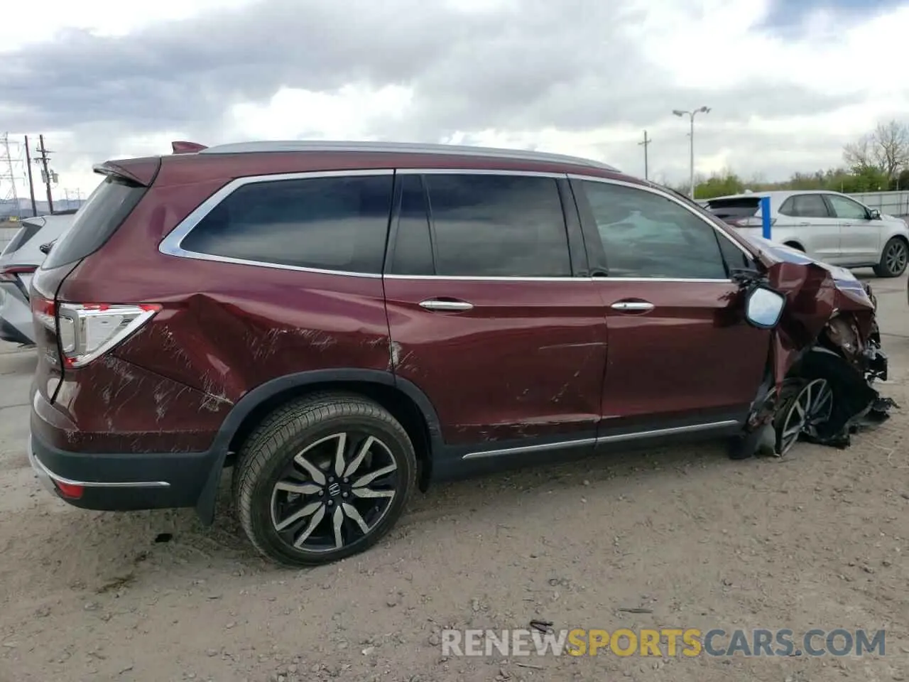 3 Photograph of a damaged car 5FNYF6H04KB092839 HONDA PILOT 2019