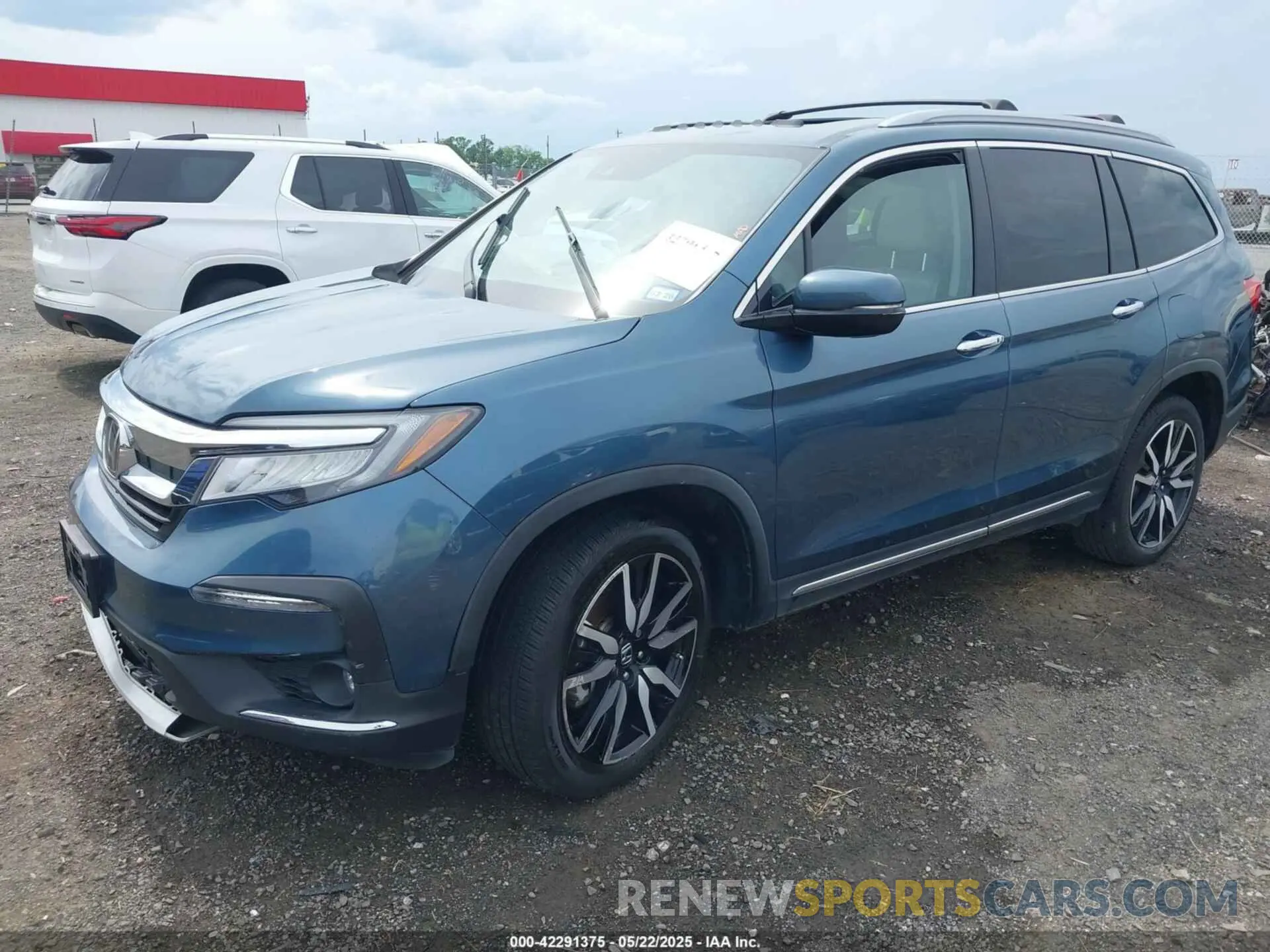 2 Photograph of a damaged car 5FNYF6H06KB005457 HONDA PILOT 2019