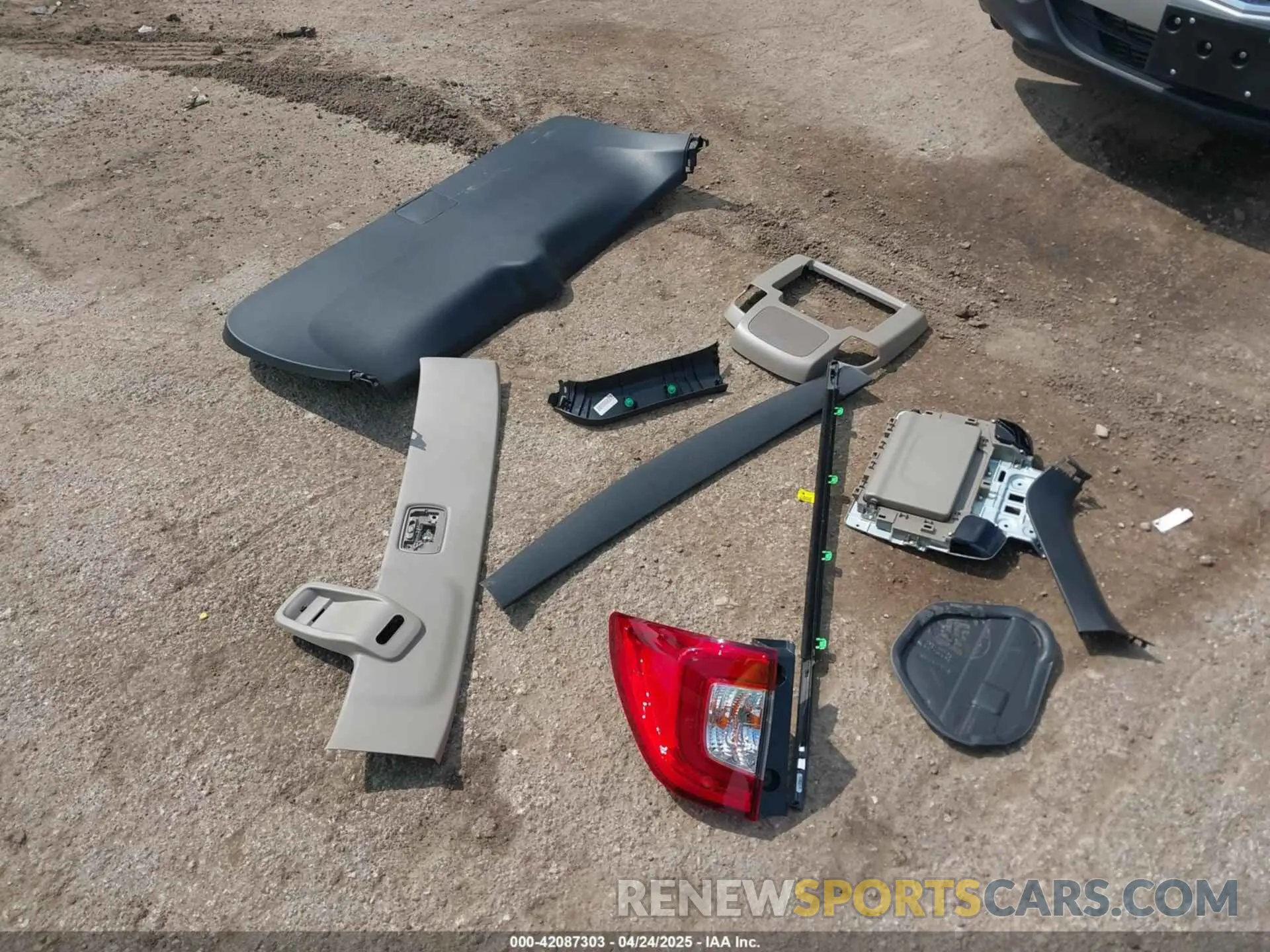 12 Photograph of a damaged car 5FNYF6H06KB026714 HONDA PILOT 2019