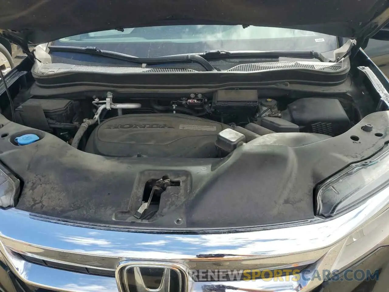 12 Photograph of a damaged car 5FNYF6H06KB081518 HONDA PILOT 2019