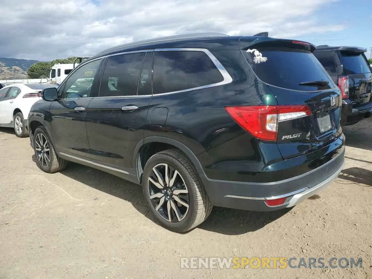 2 Photograph of a damaged car 5FNYF6H06KB081518 HONDA PILOT 2019