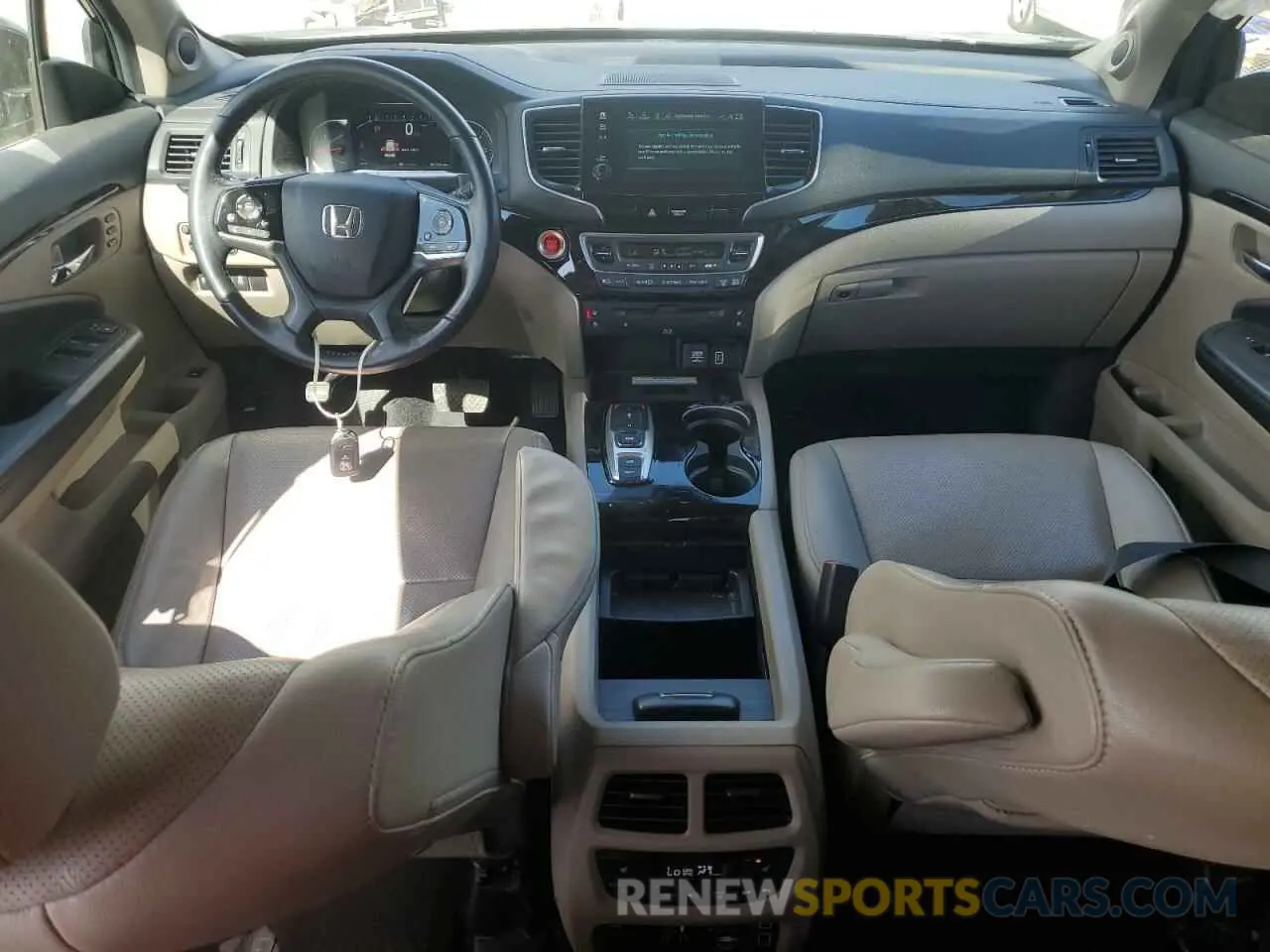 8 Photograph of a damaged car 5FNYF6H06KB081518 HONDA PILOT 2019