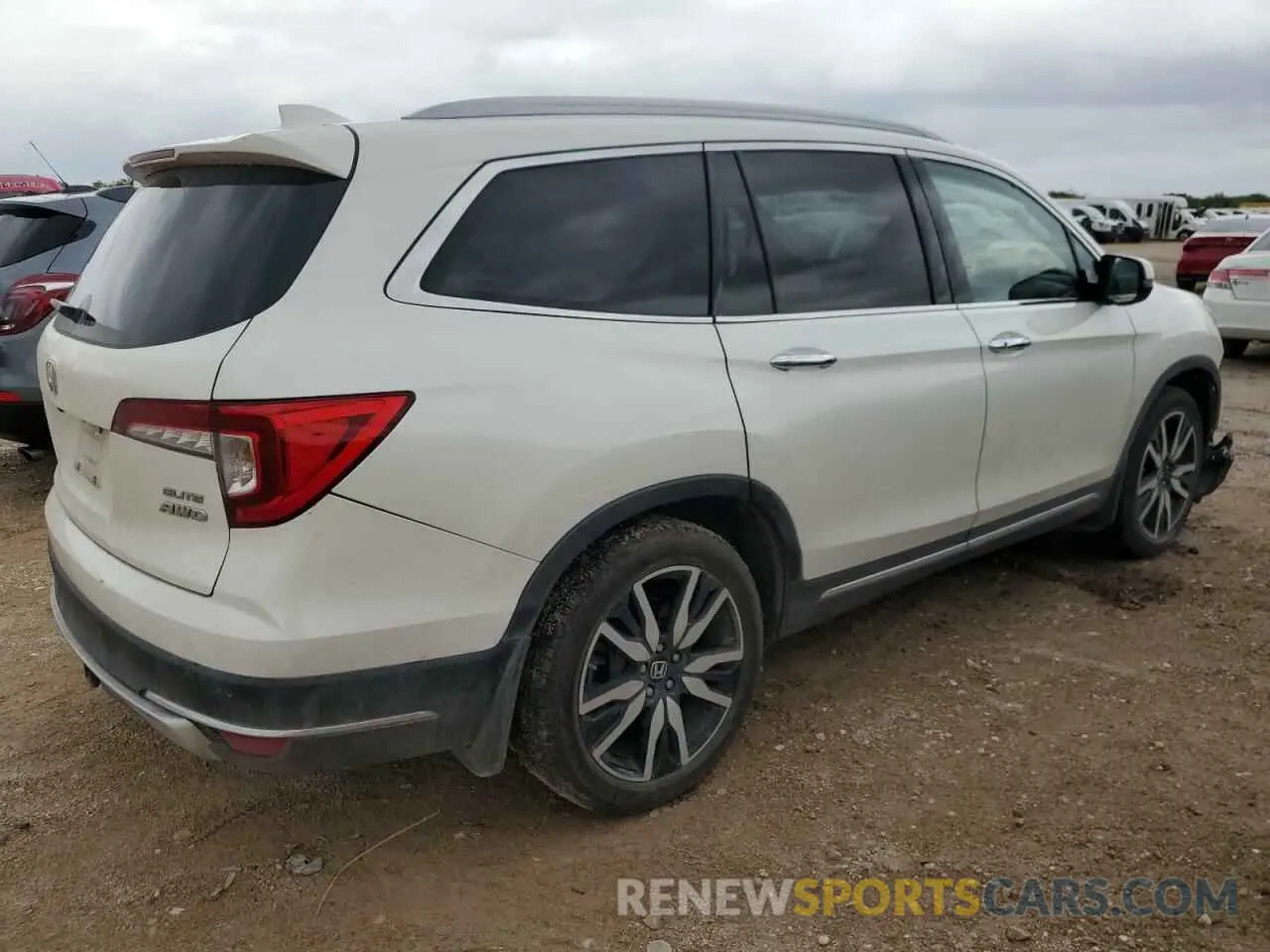 3 Photograph of a damaged car 5FNYF6H07KB001286 HONDA PILOT 2019
