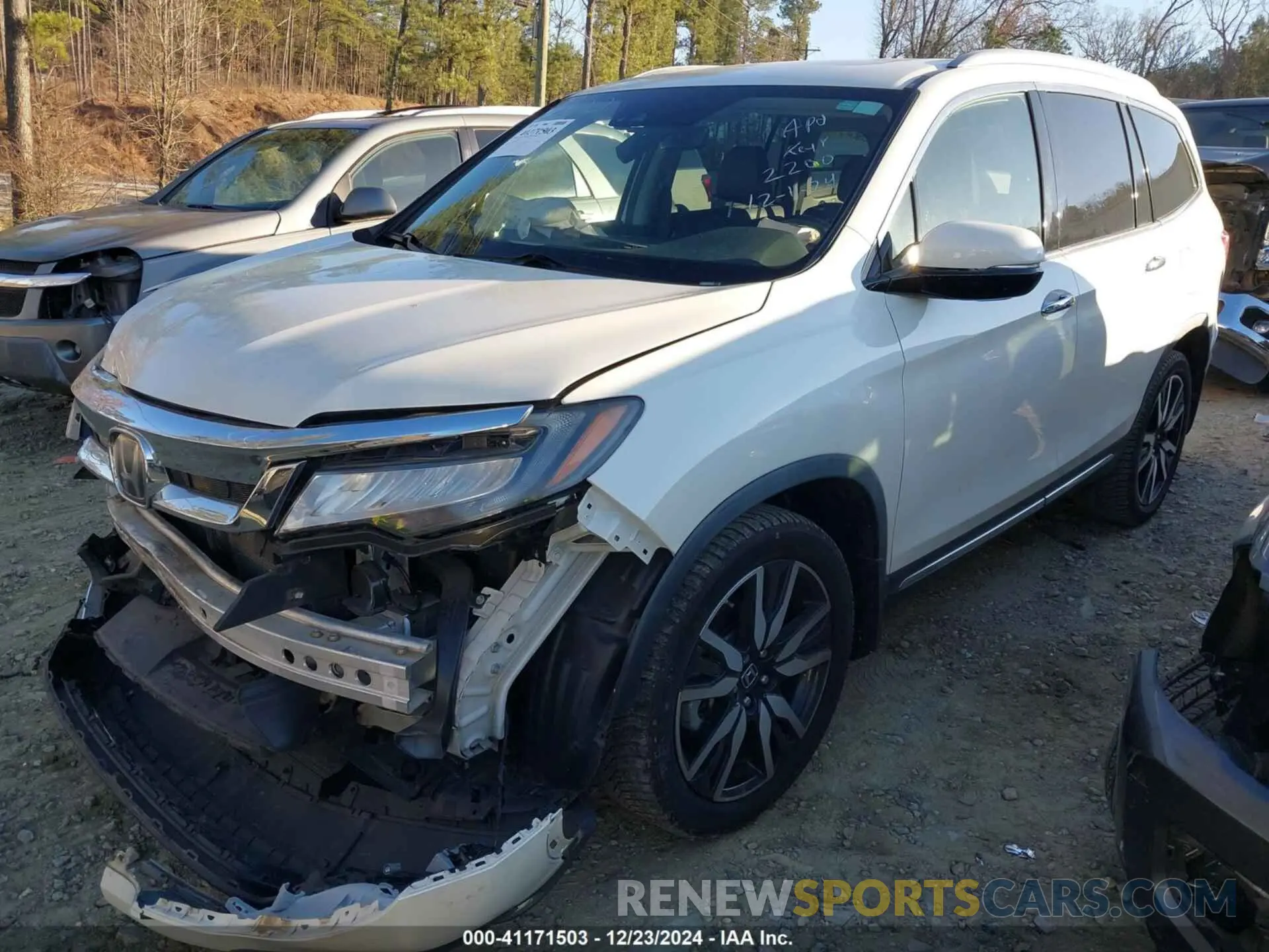 2 Photograph of a damaged car 5FNYF6H0XKB022200 HONDA PILOT 2019