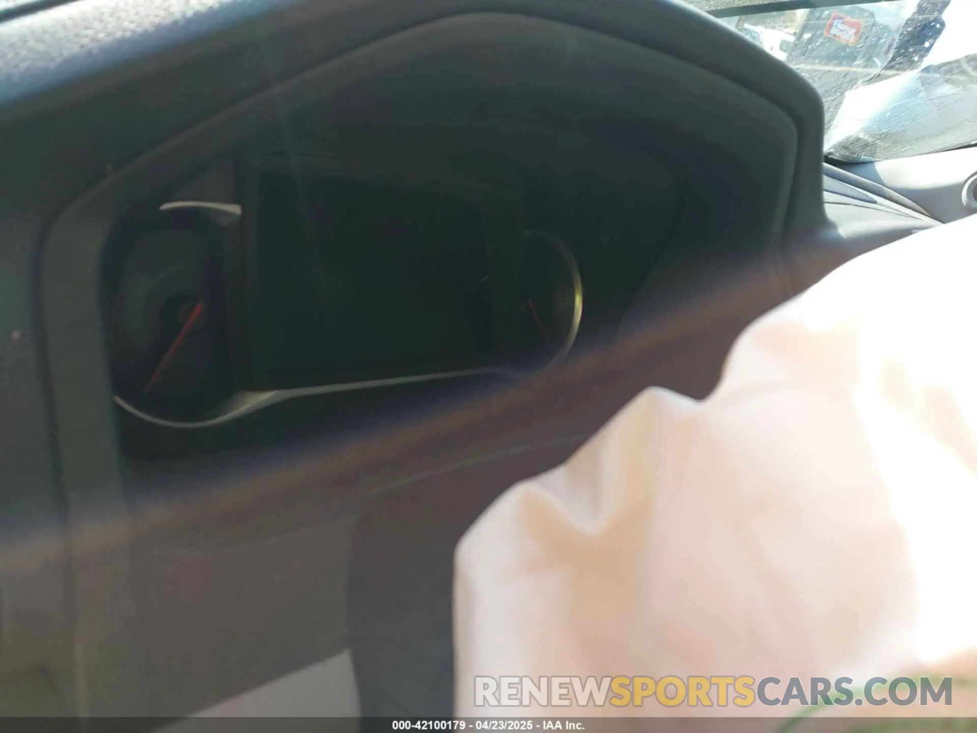 14 Photograph of a damaged car 5FNYF6H0XKB063801 HONDA PILOT 2019
