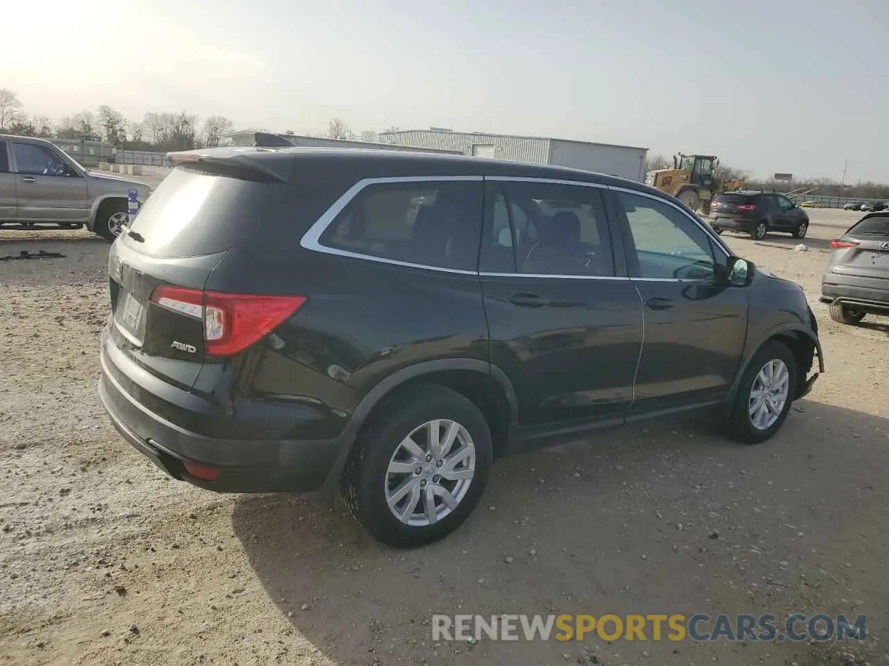 3 Photograph of a damaged car 5FNYF6H12KB056429 HONDA PILOT 2019