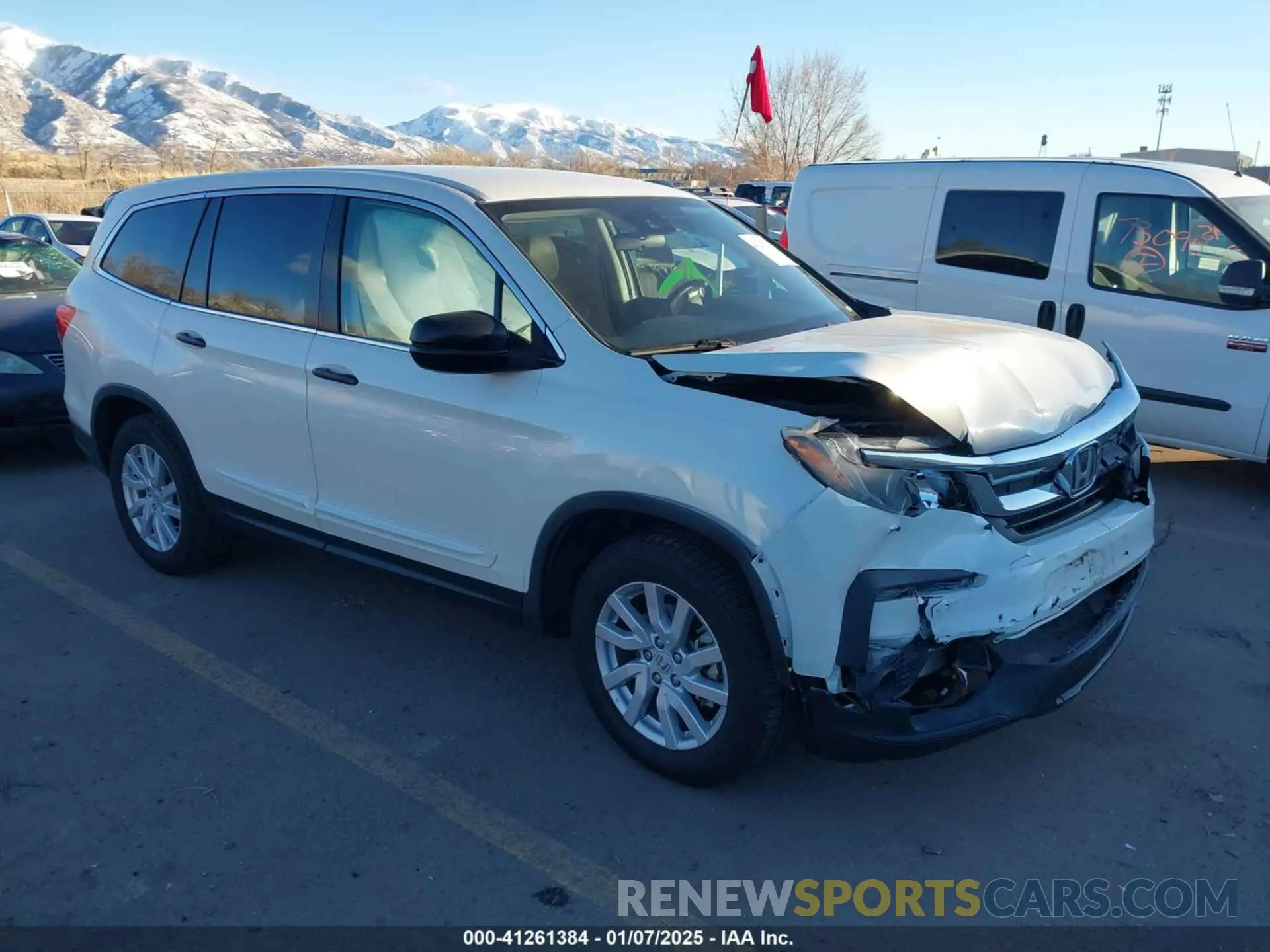 1 Photograph of a damaged car 5FNYF6H14KB021391 HONDA PILOT 2019