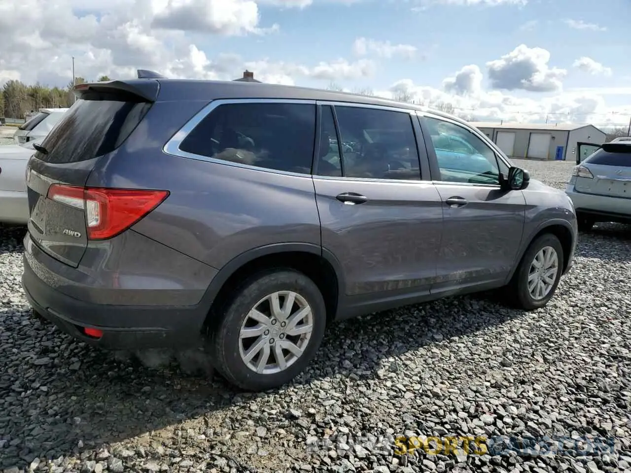3 Photograph of a damaged car 5FNYF6H17KB070729 HONDA PILOT 2019