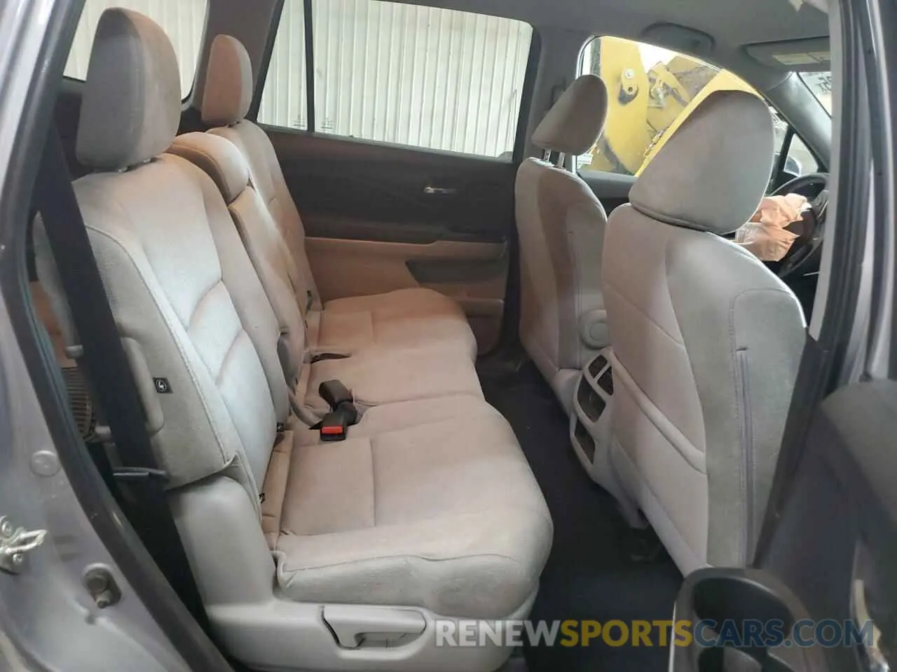 11 Photograph of a damaged car 5FNYF6H18KB026562 HONDA PILOT 2019
