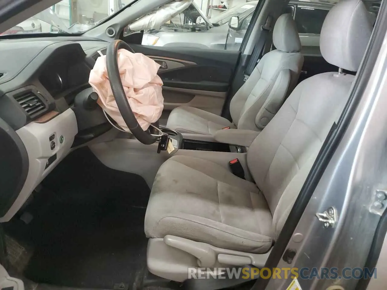 7 Photograph of a damaged car 5FNYF6H18KB026562 HONDA PILOT 2019