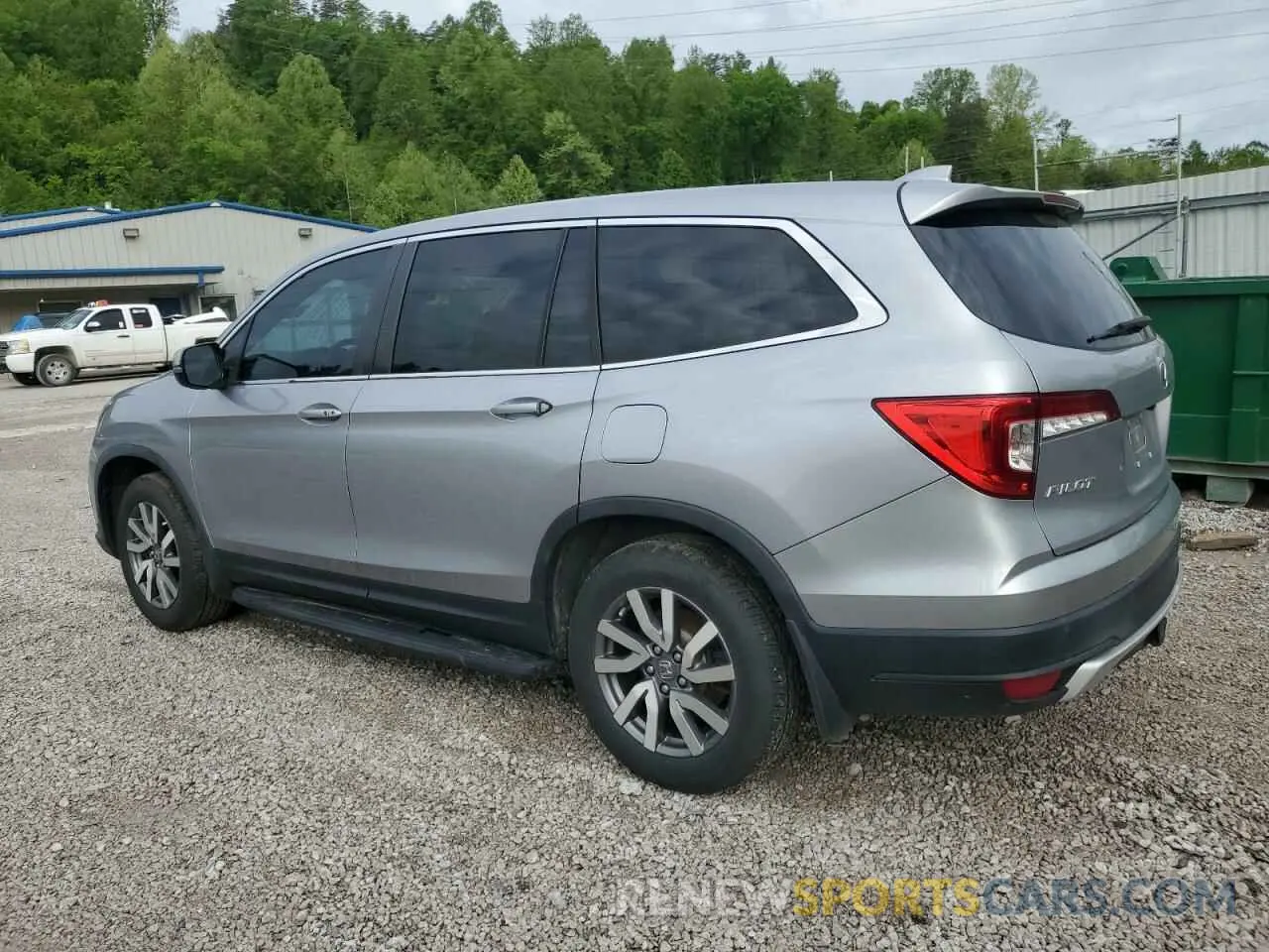 2 Photograph of a damaged car 5FNYF6H30KB027710 HONDA PILOT 2019