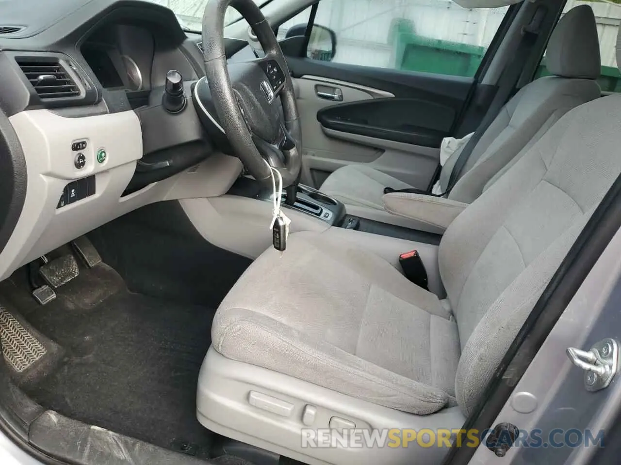7 Photograph of a damaged car 5FNYF6H30KB027710 HONDA PILOT 2019