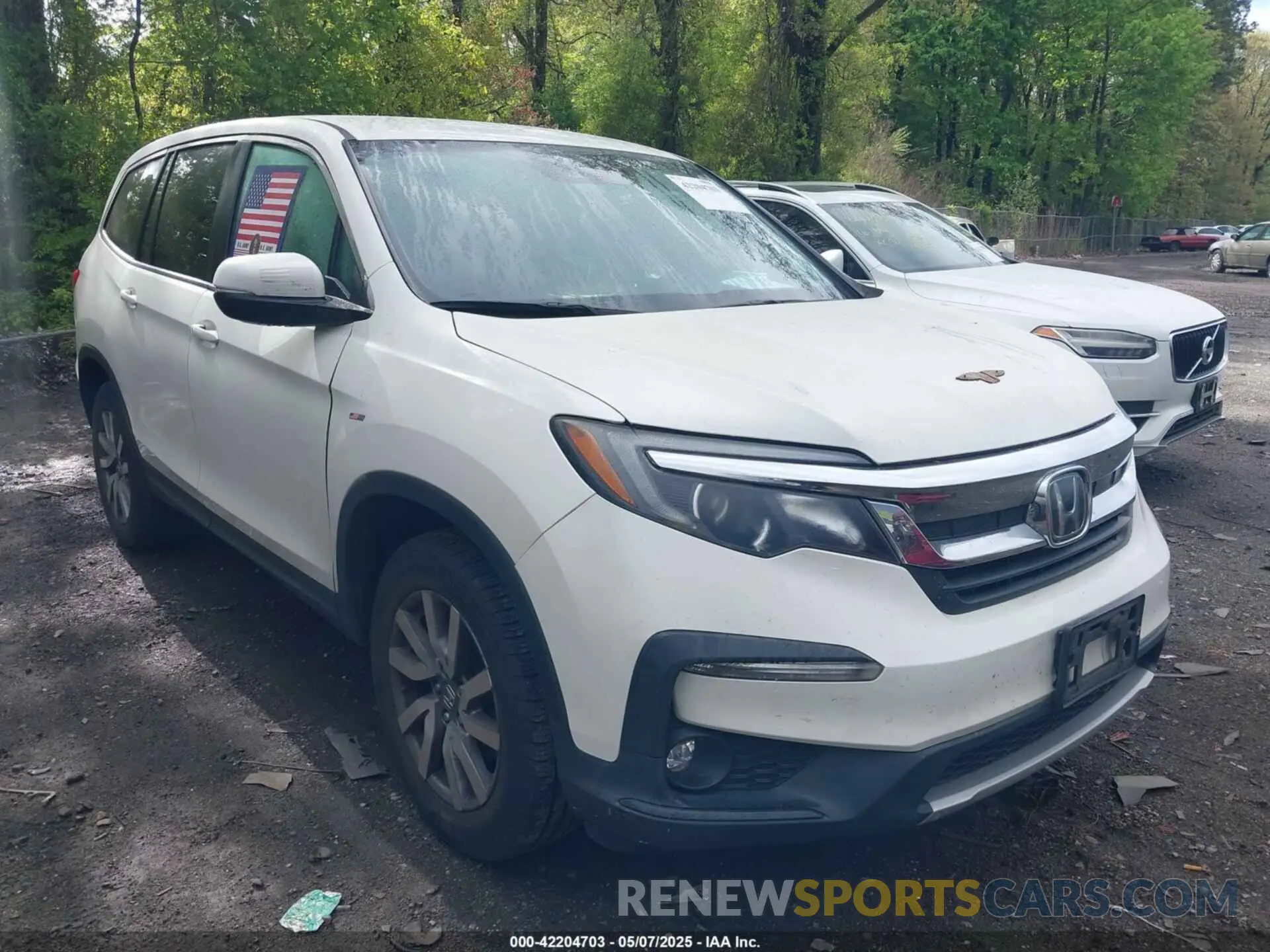 1 Photograph of a damaged car 5FNYF6H31KB086152 HONDA PILOT 2019