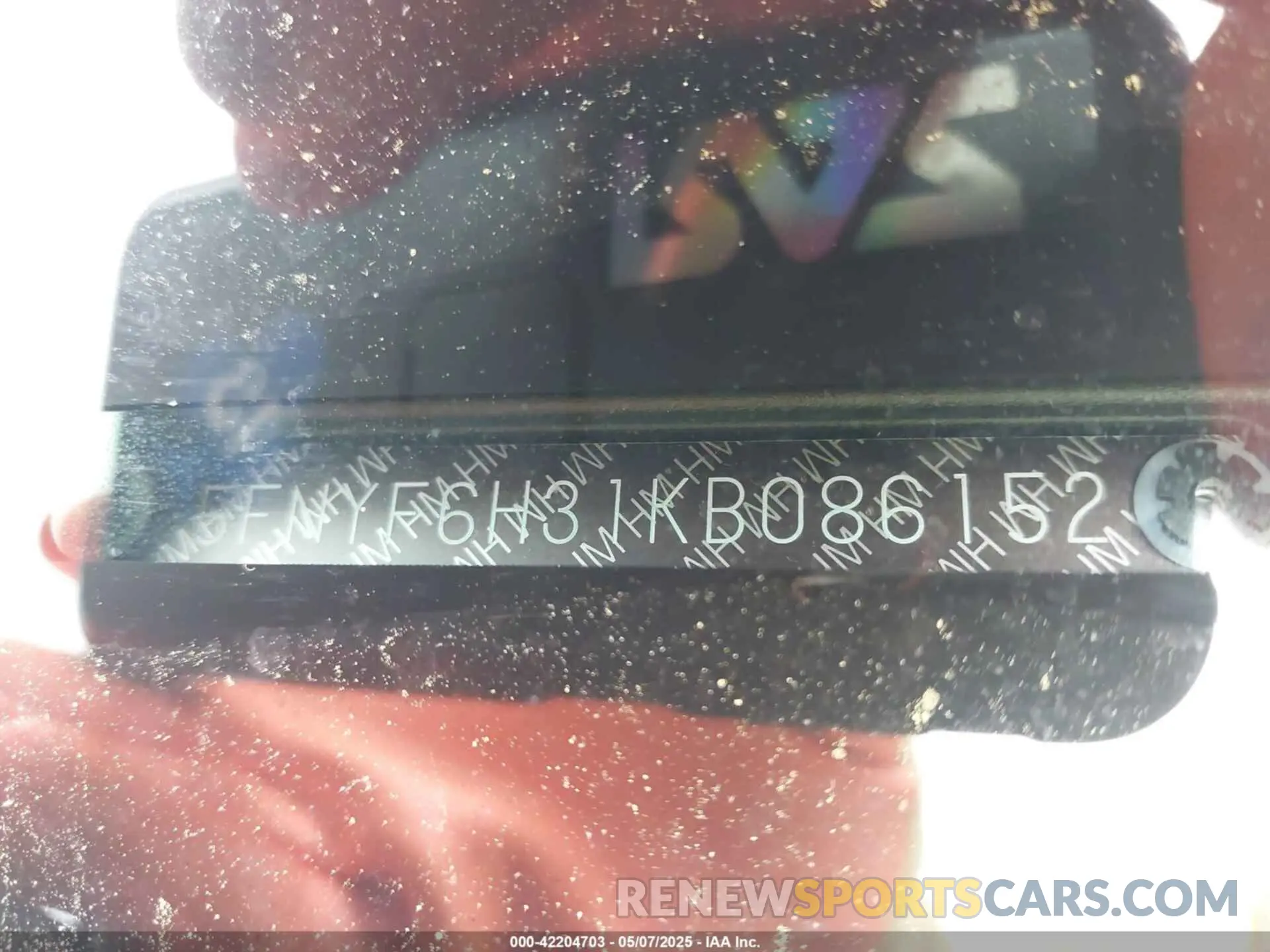 17 Photograph of a damaged car 5FNYF6H31KB086152 HONDA PILOT 2019