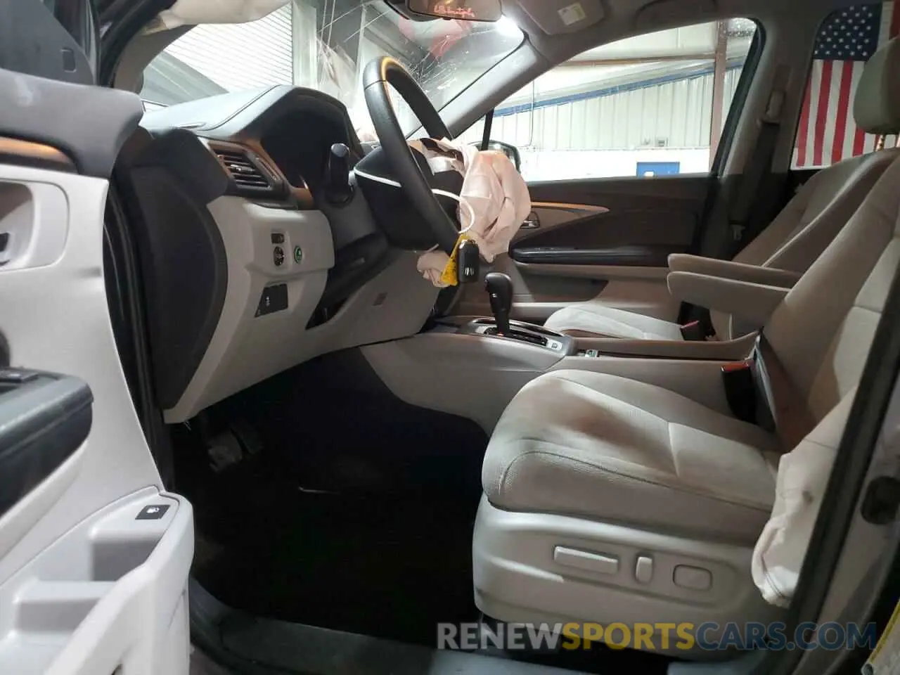 7 Photograph of a damaged car 5FNYF6H32KB063494 HONDA PILOT 2019