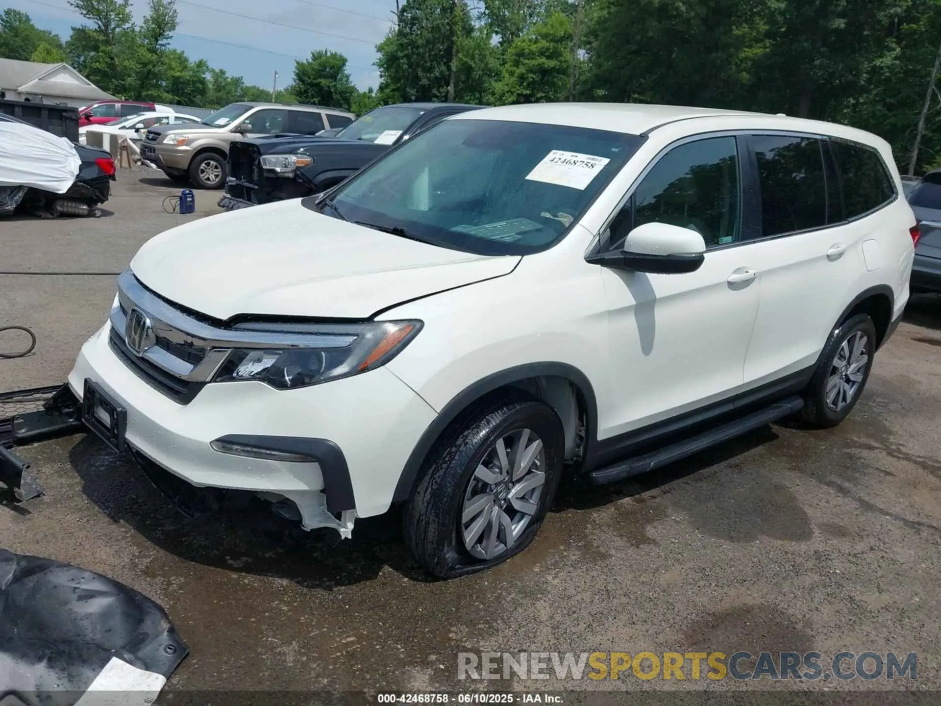 2 Photograph of a damaged car 5FNYF6H33KB040757 HONDA PILOT 2019
