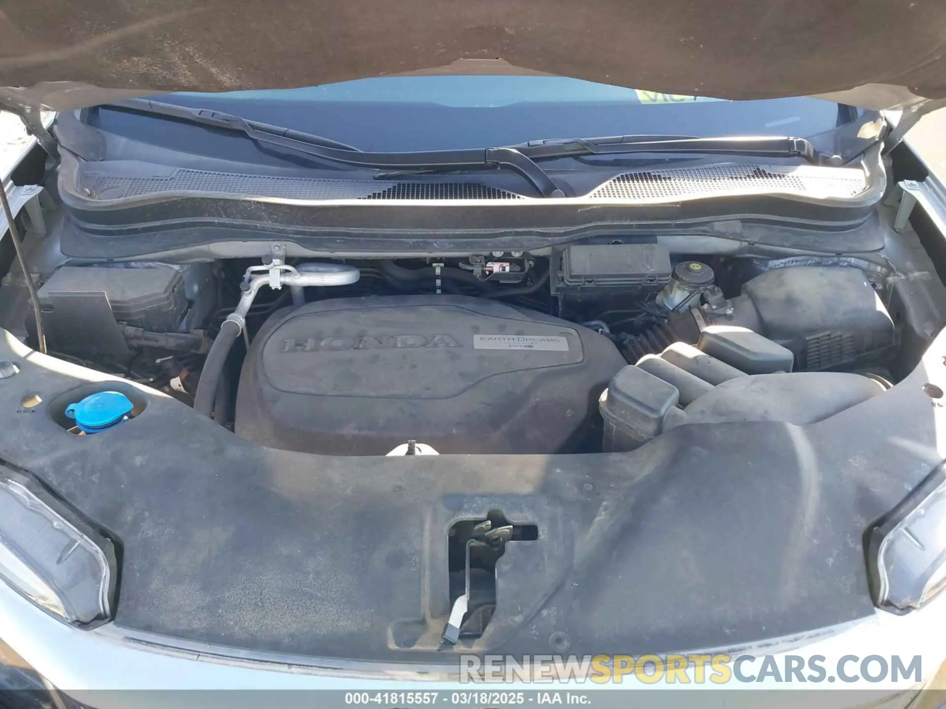 10 Photograph of a damaged car 5FNYF6H37KB100751 HONDA PILOT 2019
