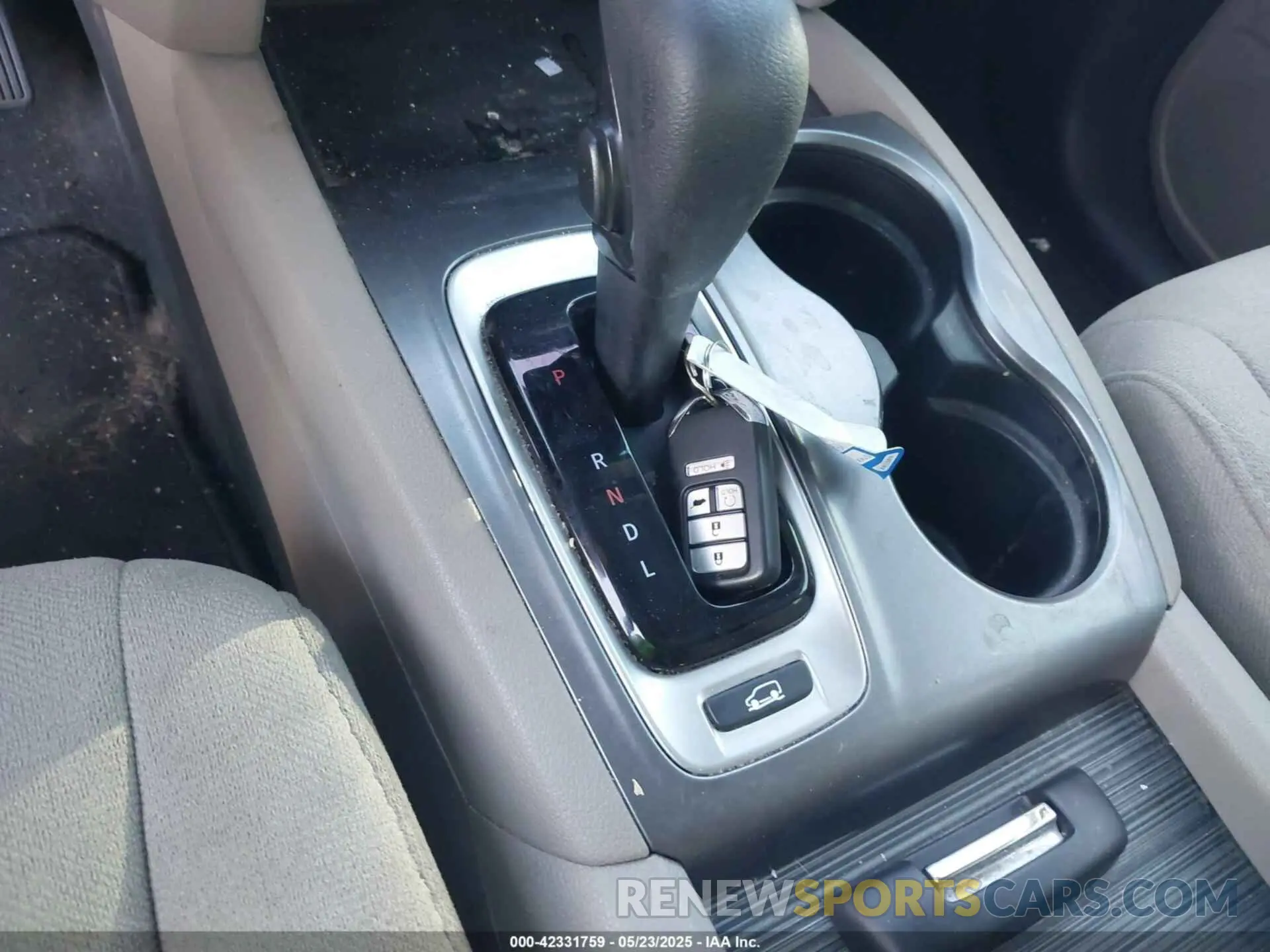 11 Photograph of a damaged car 5FNYF6H39KB036213 HONDA PILOT 2019