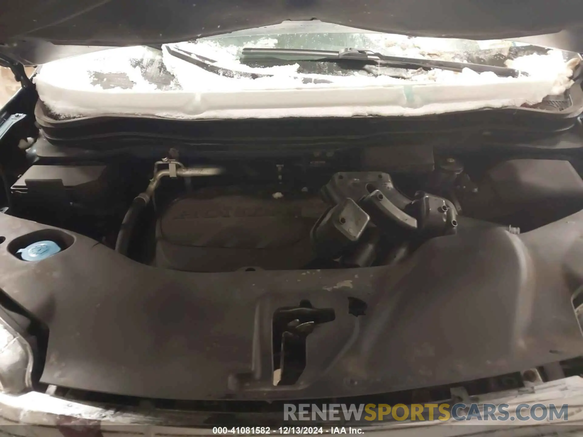 10 Photograph of a damaged car 5FNYF6H39KB101321 HONDA PILOT 2019
