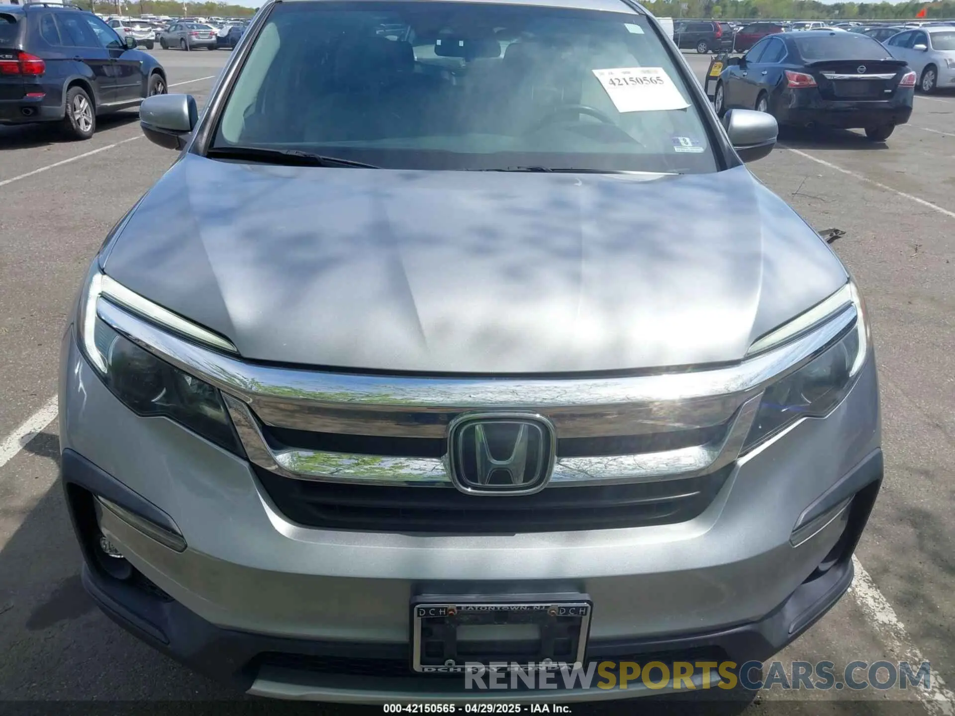 12 Photograph of a damaged car 5FNYF6H3XKB093231 HONDA PILOT 2019
