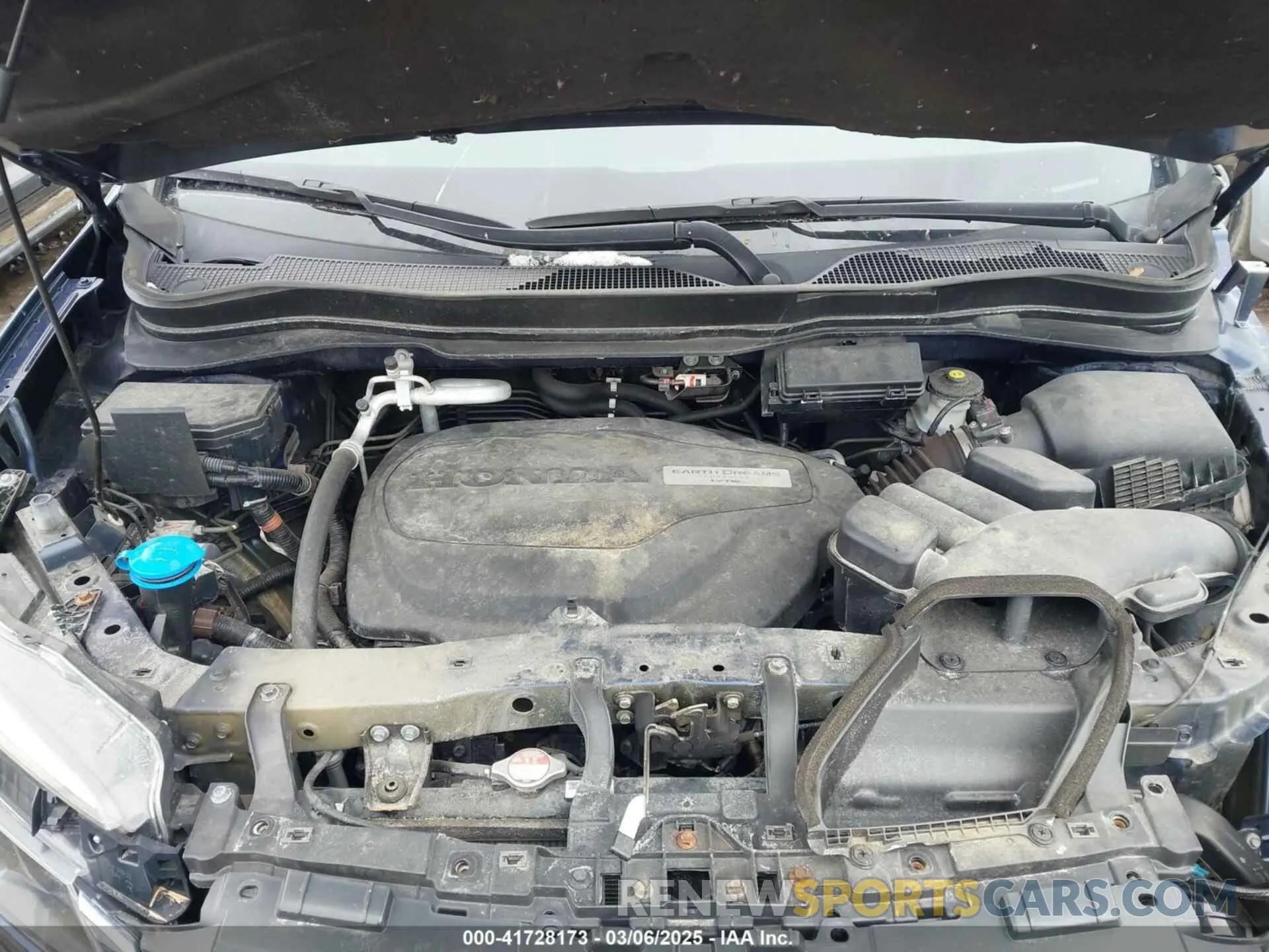 10 Photograph of a damaged car 5FNYF6H45KB046701 HONDA PILOT 2019