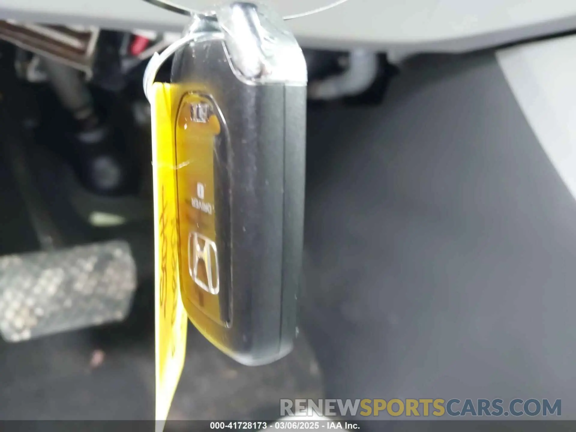 11 Photograph of a damaged car 5FNYF6H45KB046701 HONDA PILOT 2019