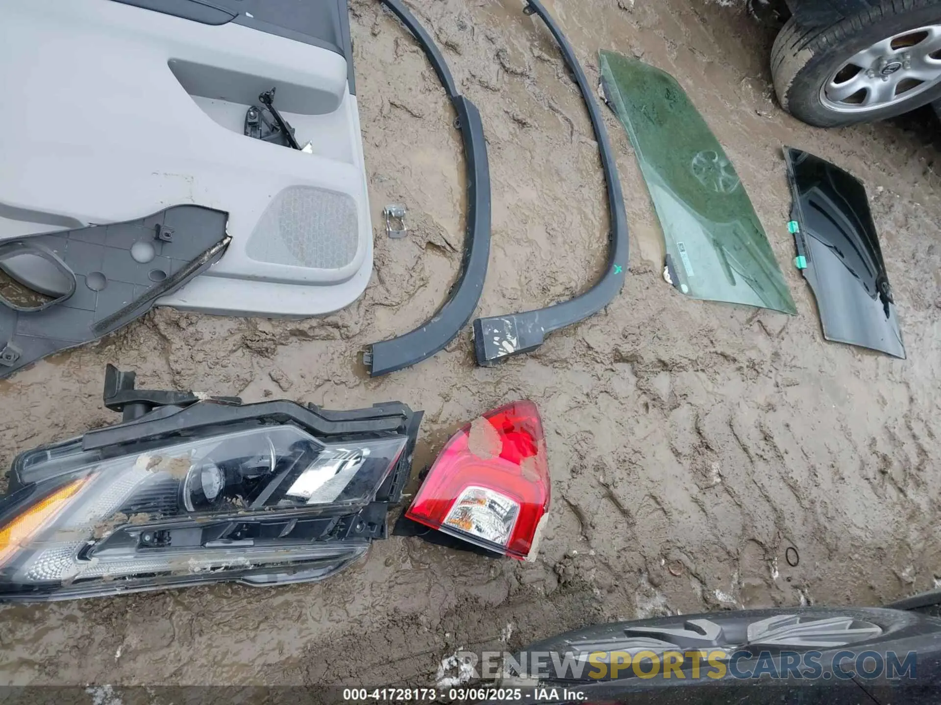 19 Photograph of a damaged car 5FNYF6H45KB046701 HONDA PILOT 2019