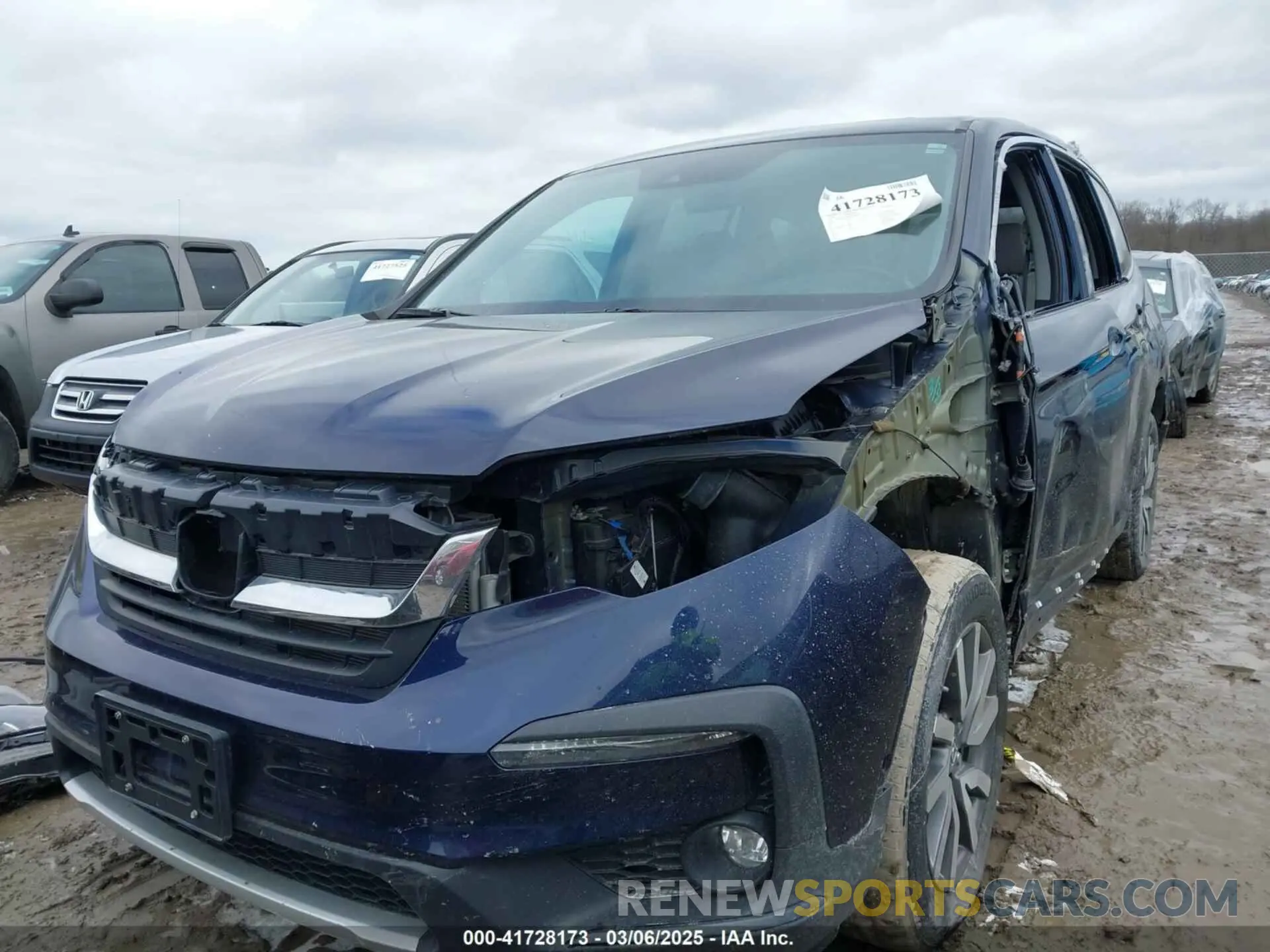 2 Photograph of a damaged car 5FNYF6H45KB046701 HONDA PILOT 2019