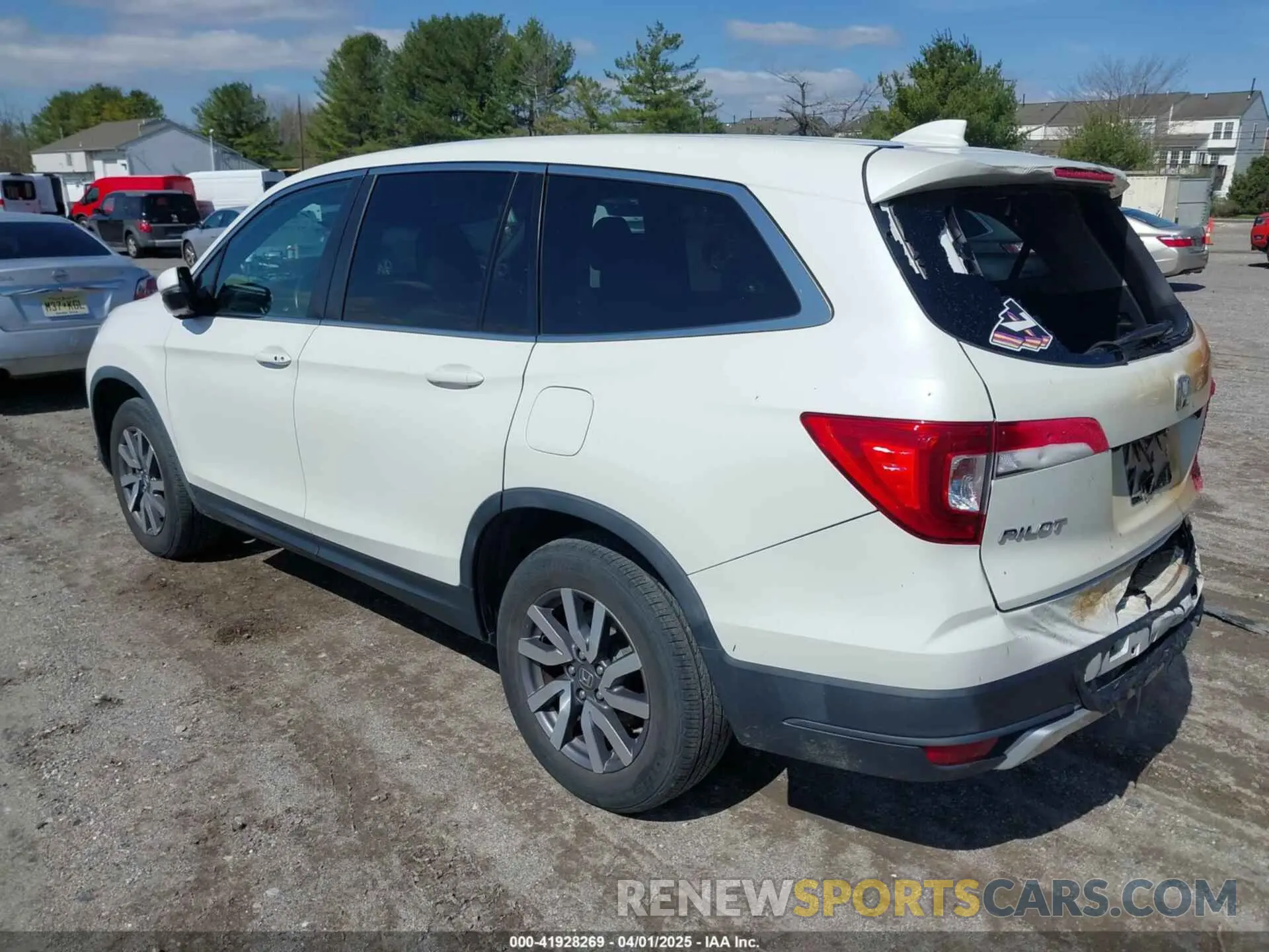 3 Photograph of a damaged car 5FNYF6H51KB052648 HONDA PILOT 2019