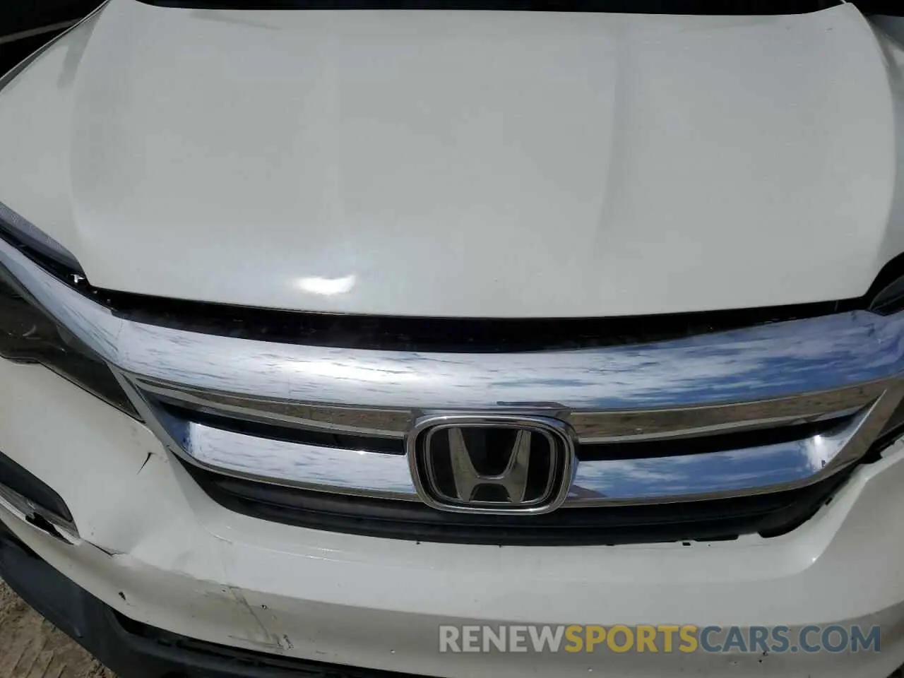 13 Photograph of a damaged car 5FNYF6H52KB002244 HONDA PILOT 2019