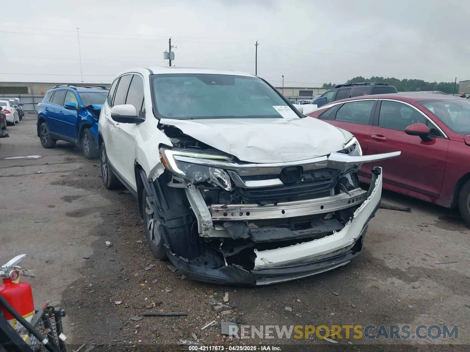 1 Photograph of a damaged car 5FNYF6H52KB025930 HONDA PILOT 2019