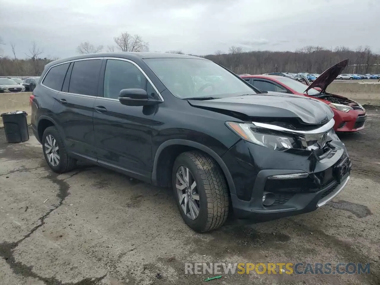4 Photograph of a damaged car 5FNYF6H52KB041335 HONDA PILOT 2019