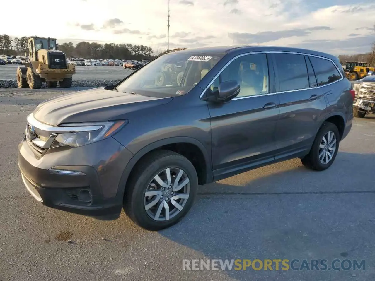 1 Photograph of a damaged car 5FNYF6H54KB070254 HONDA PILOT 2019