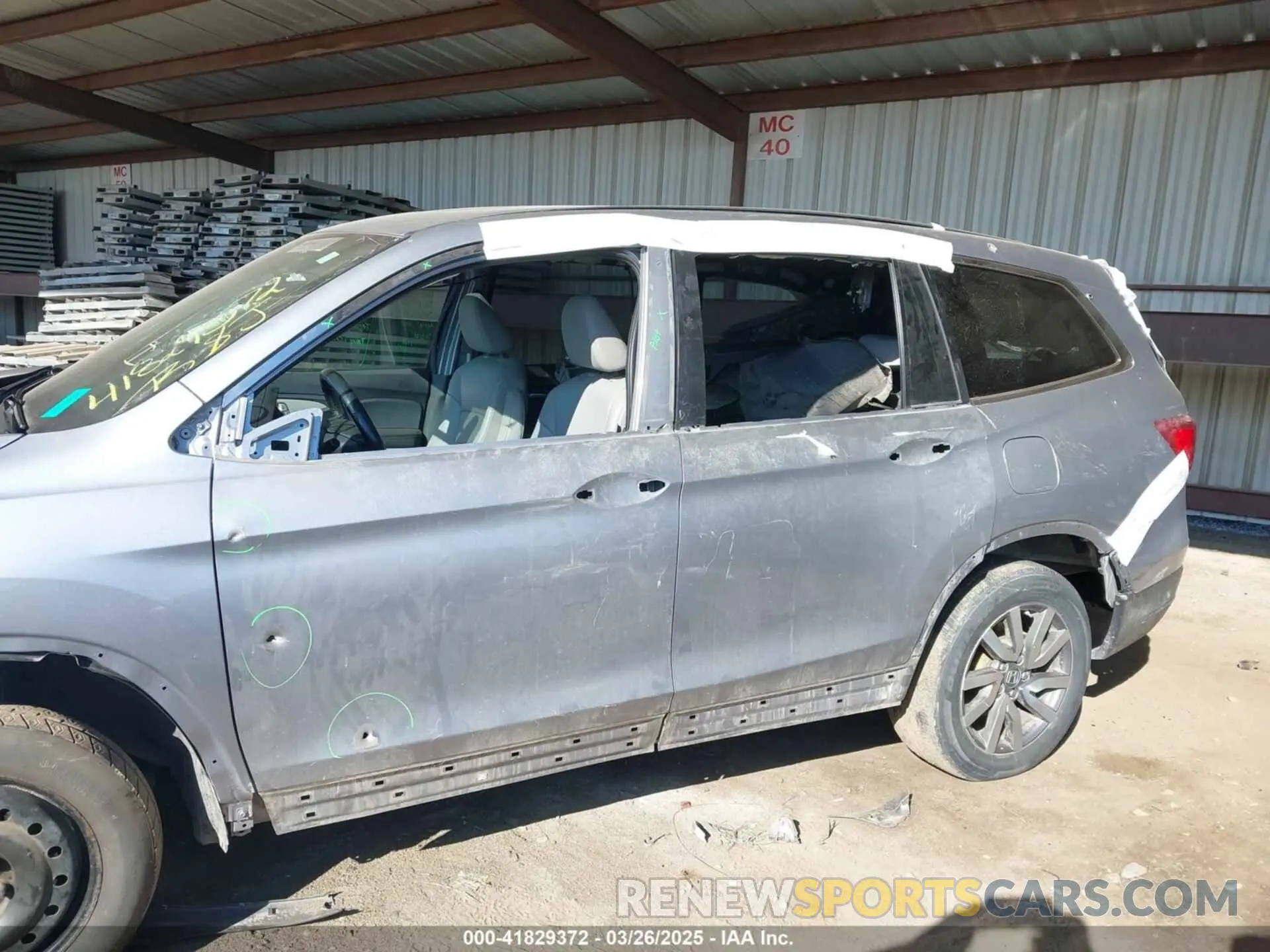 15 Photograph of a damaged car 5FNYF6H56KB091932 HONDA PILOT 2019